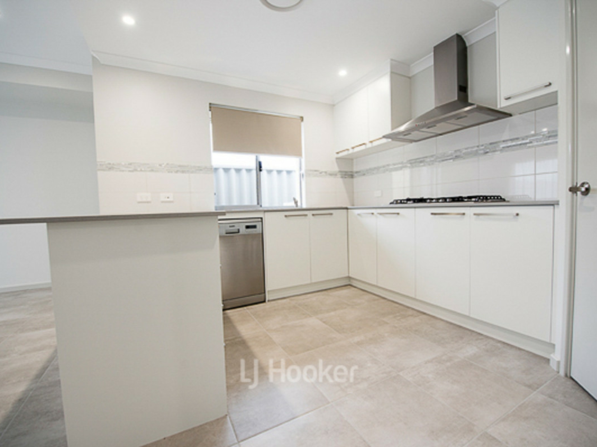 8/11 Nepean Turn, MILLBRIDGE