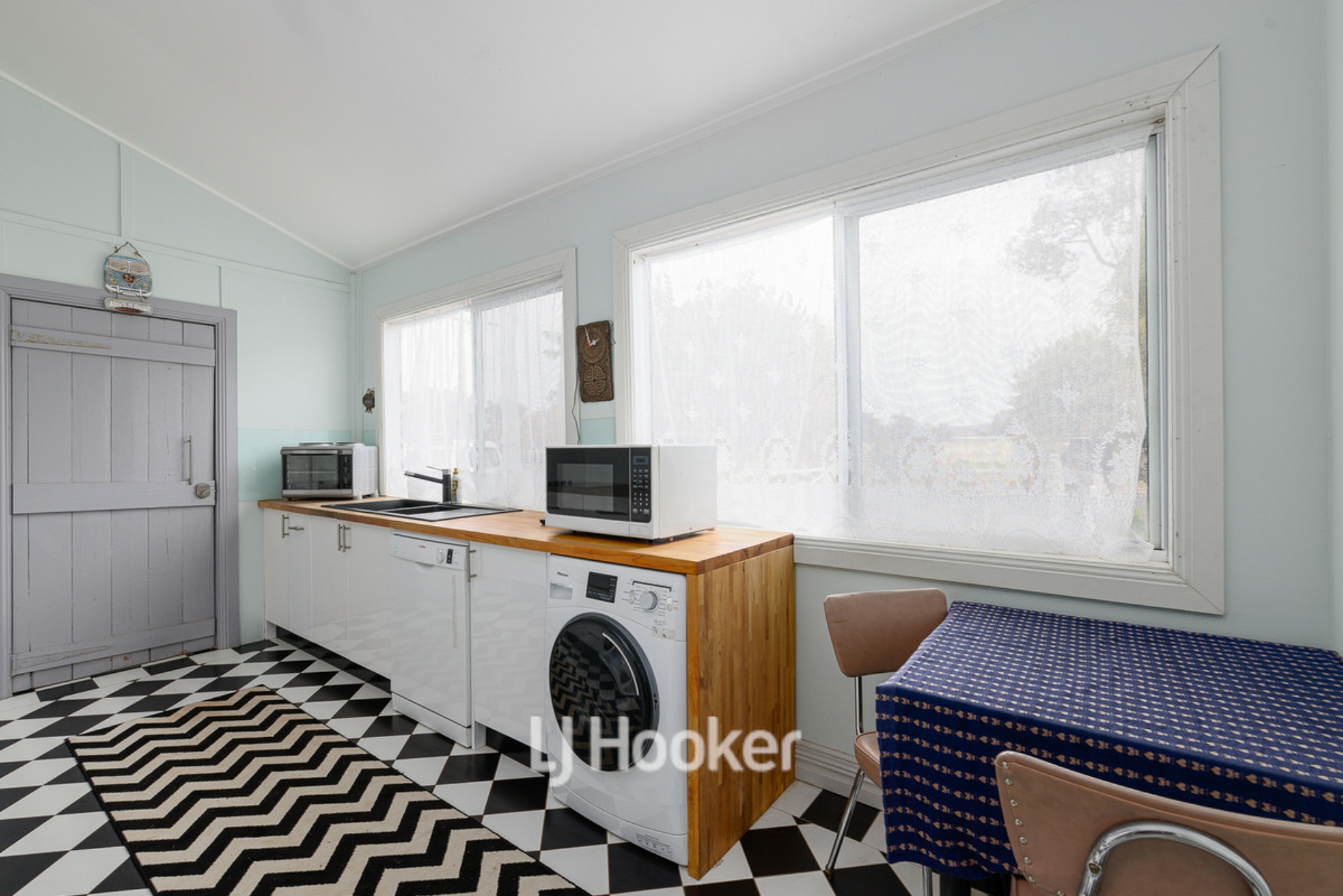 6 Bridge Street, DONNYBROOK