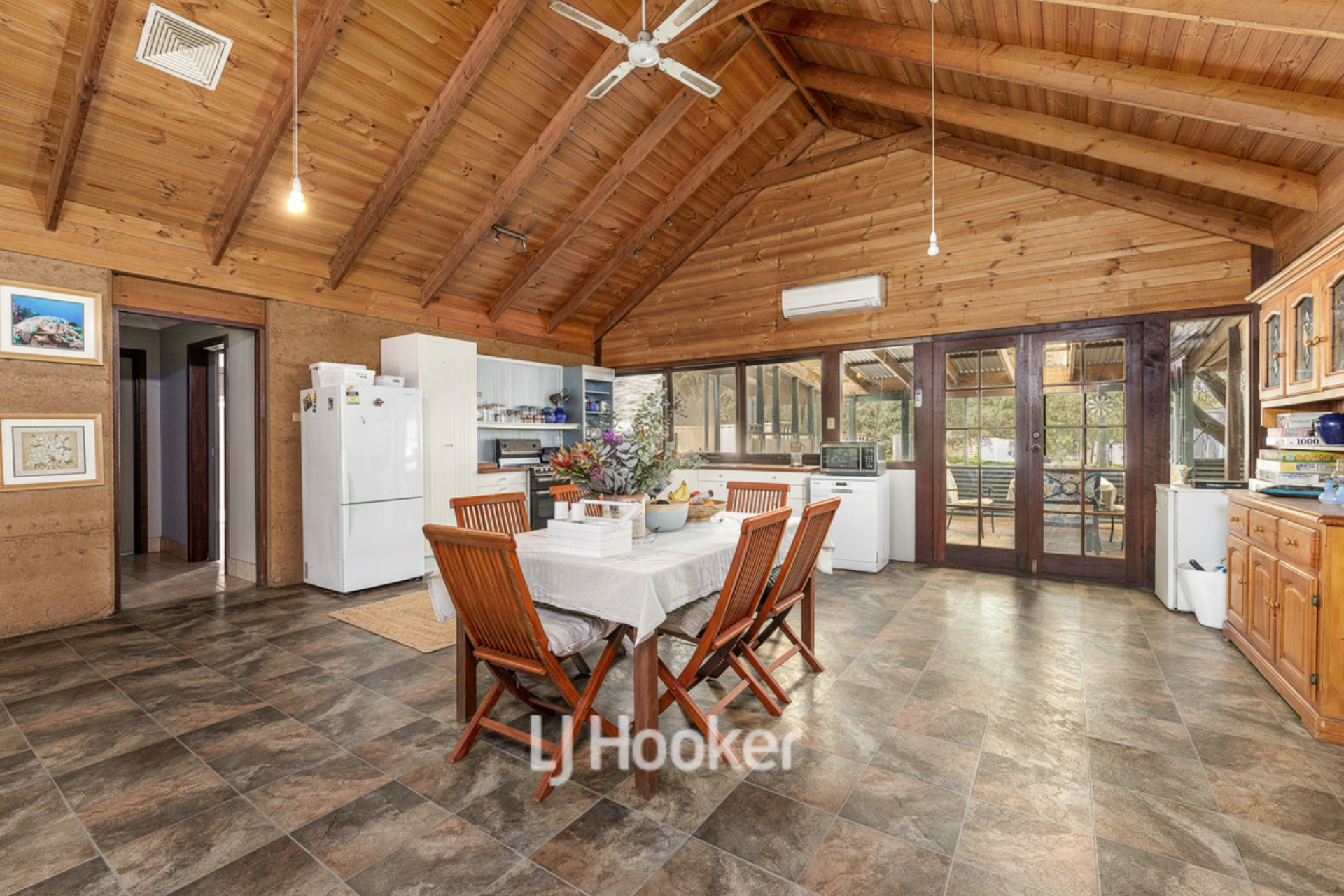 44 Hollyford Place Dardanup West WA Property Details LJ Hooker