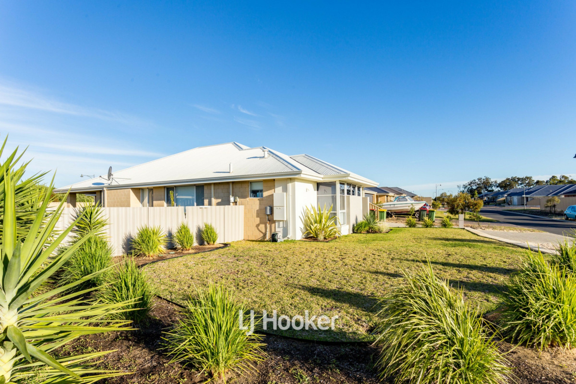 22 Hazelgrove Crescent, MILLBRIDGE