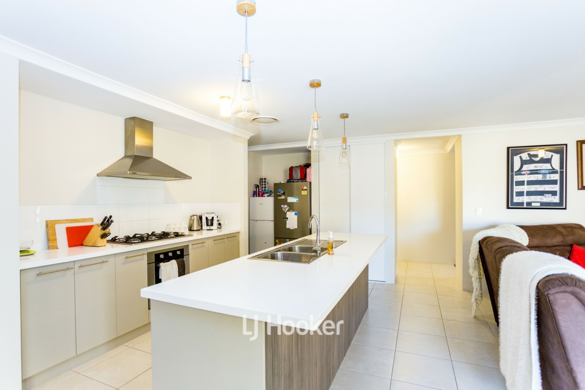 22 Hazelgrove Crescent, MILLBRIDGE