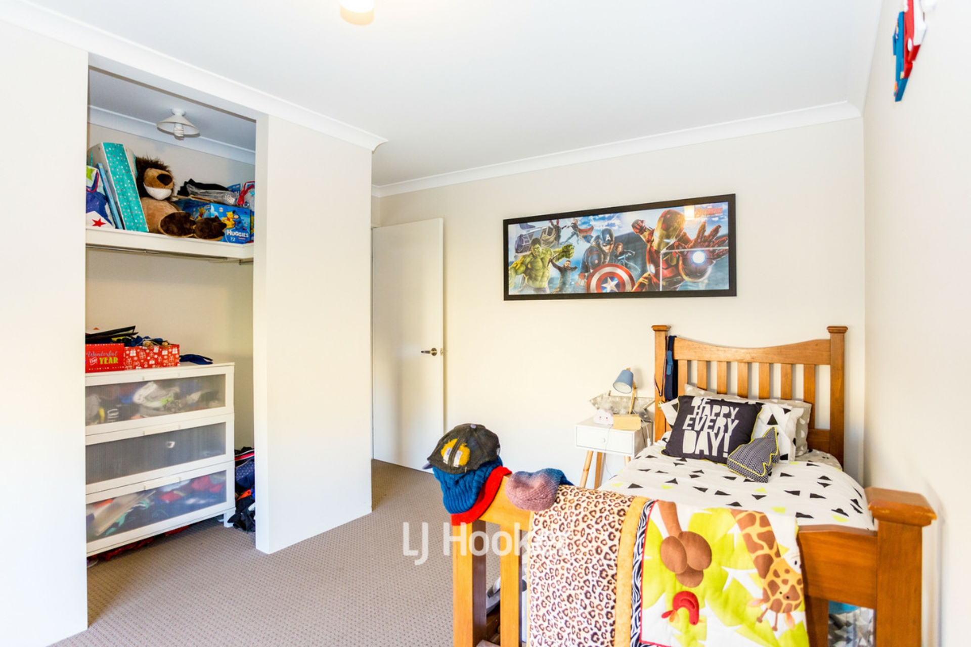 22 Hazelgrove Crescent, MILLBRIDGE