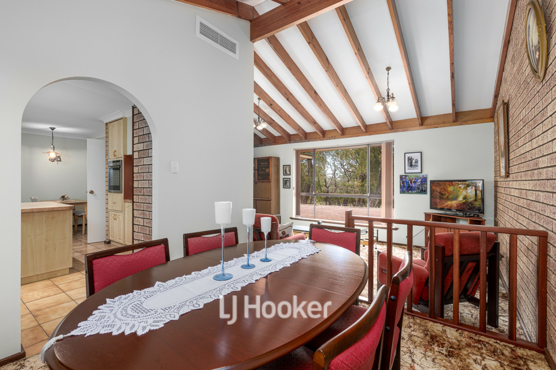 62 Quambi Drive, STRATHAM