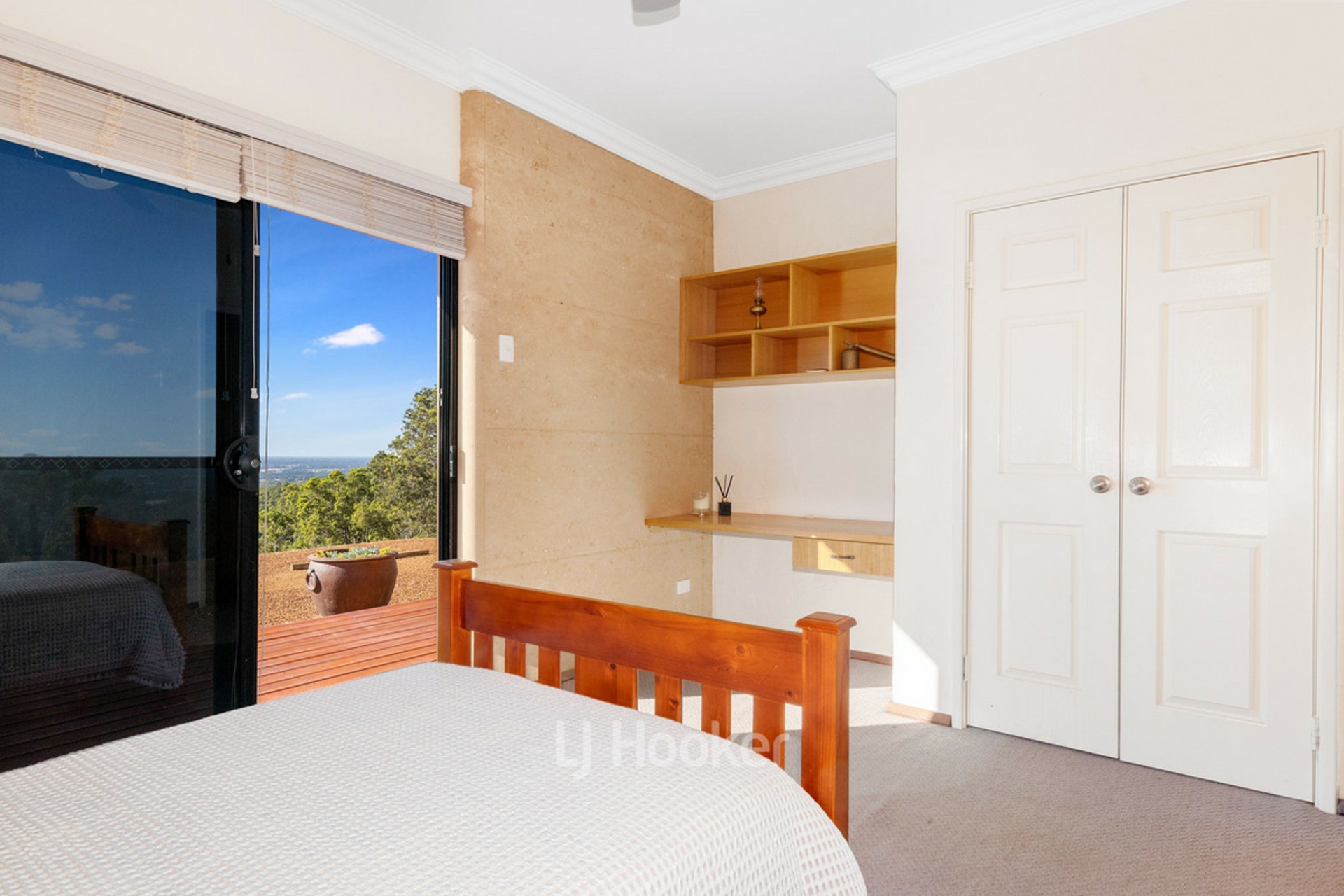 48 Woodley Heights, WAROONA