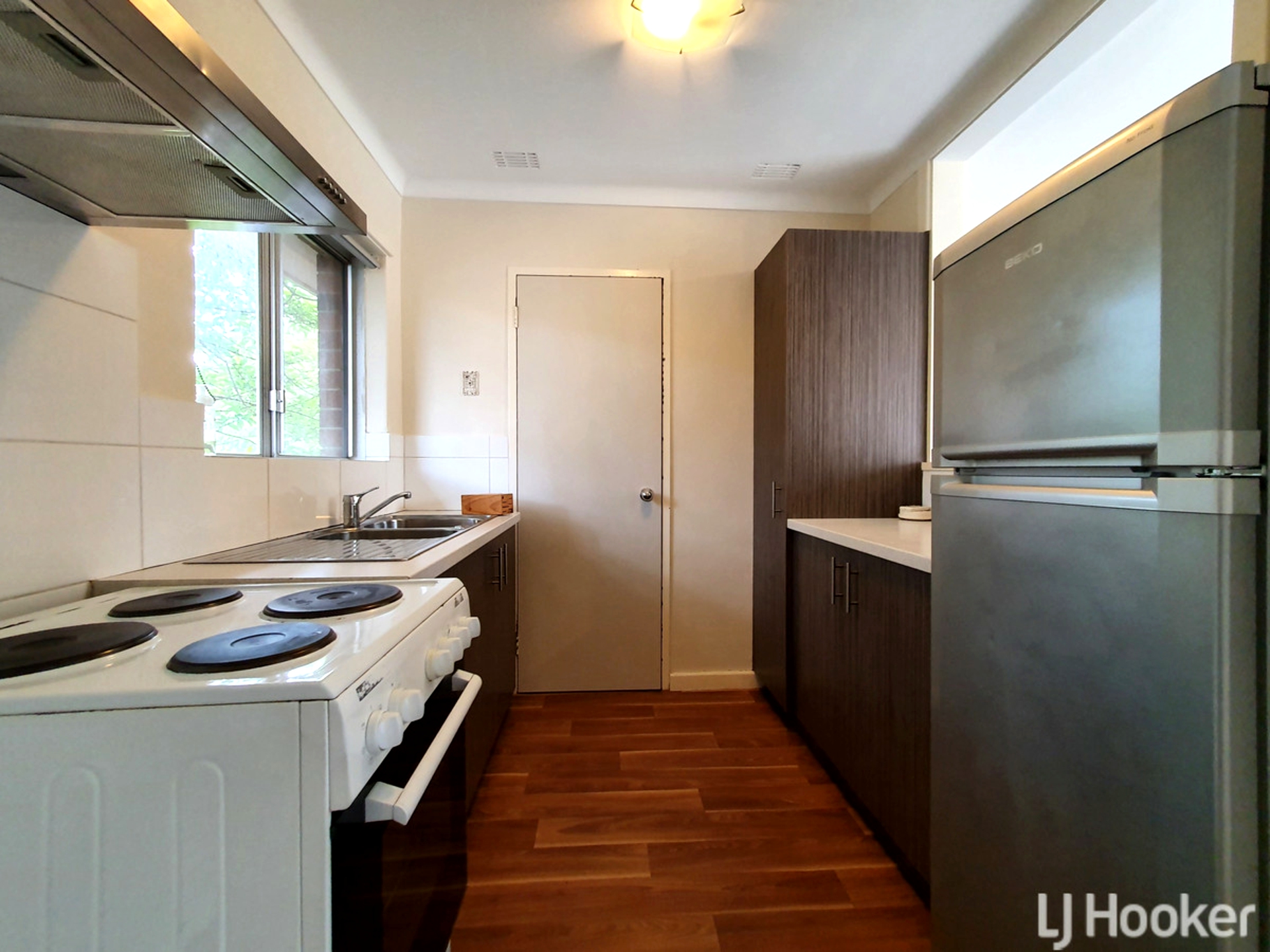 35/40 Reynolds Way, WITHERS