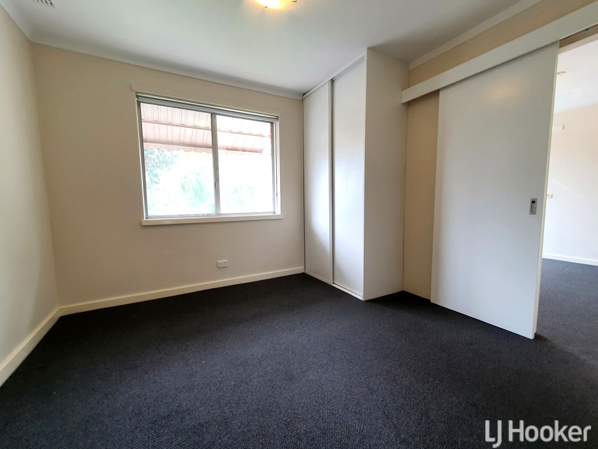35/40 Reynolds Way, WITHERS