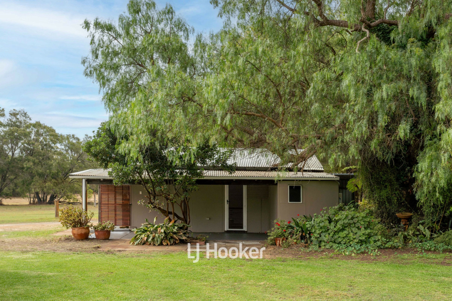 134 Mangles Road Stirling Estate WA MixedFarming for Sale LJ Hooker