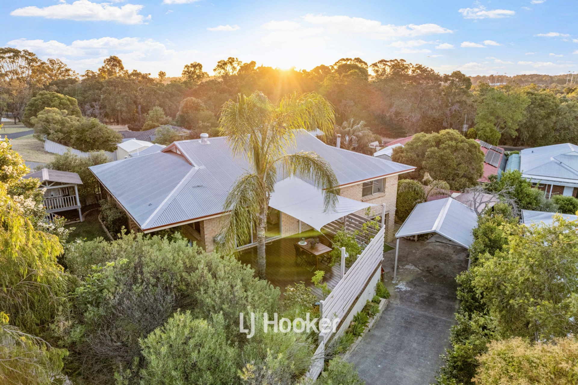 2 Regents Place, COLLEGE GROVE