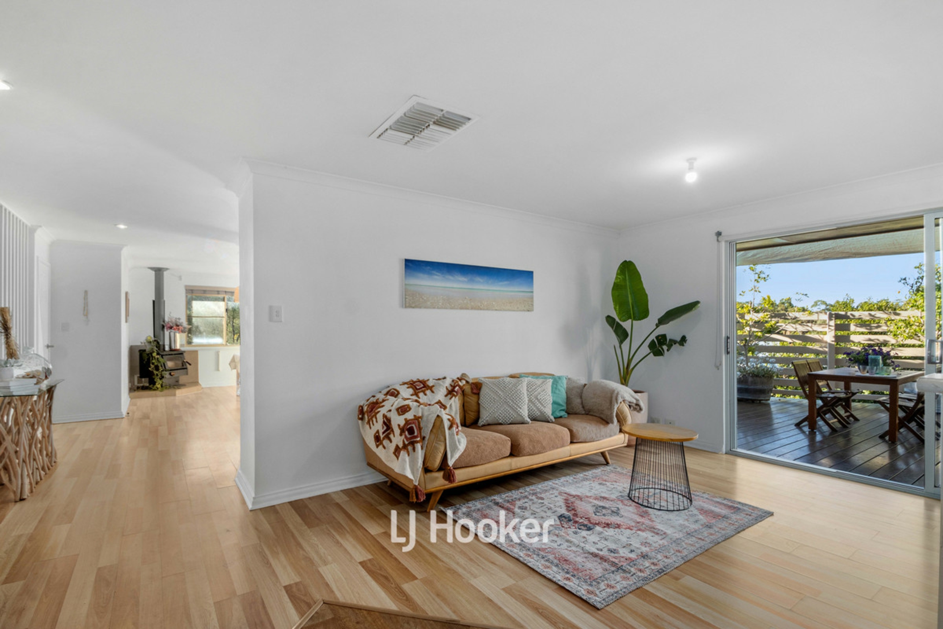 2 Regents Place, COLLEGE GROVE