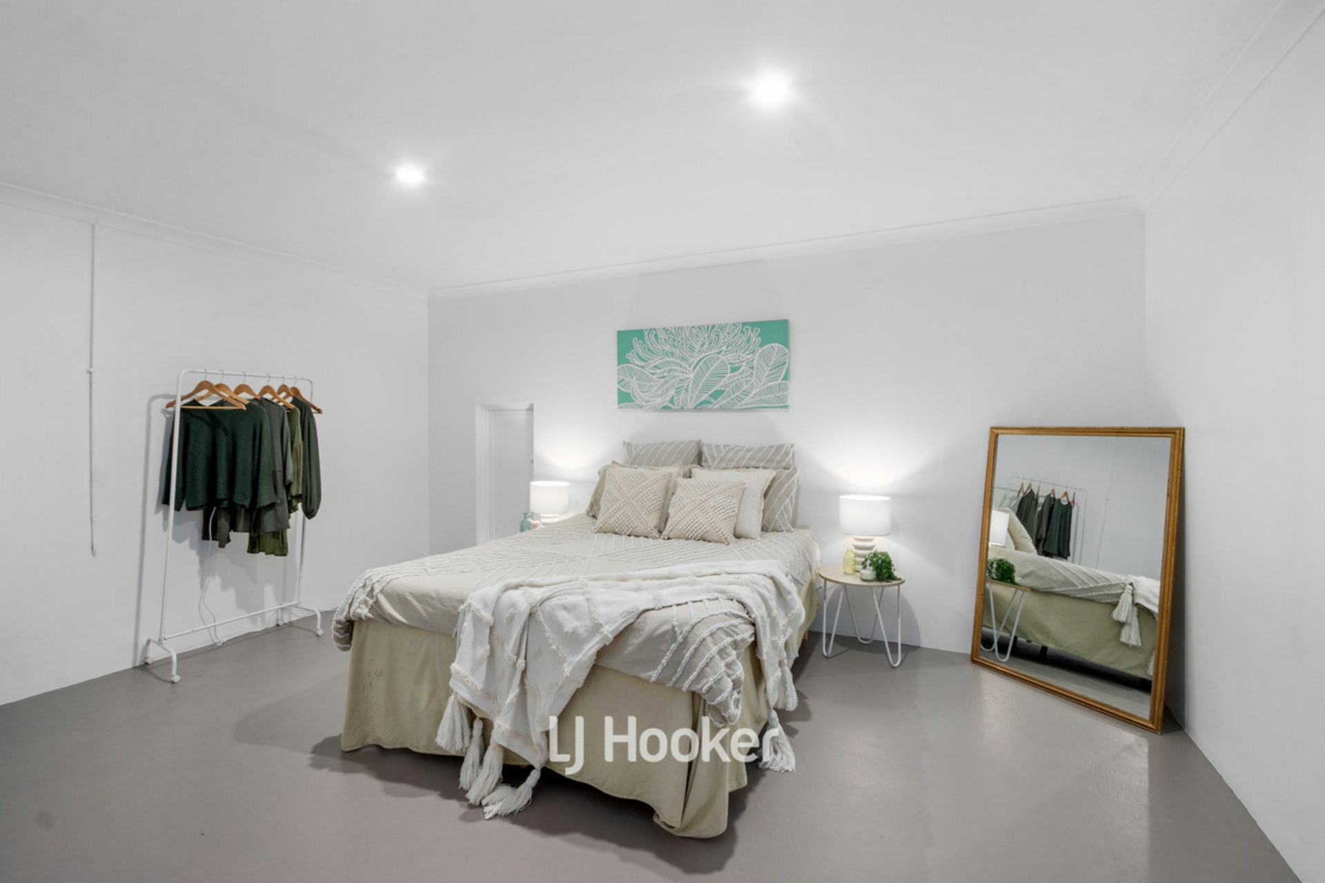 2 Regents Place, COLLEGE GROVE