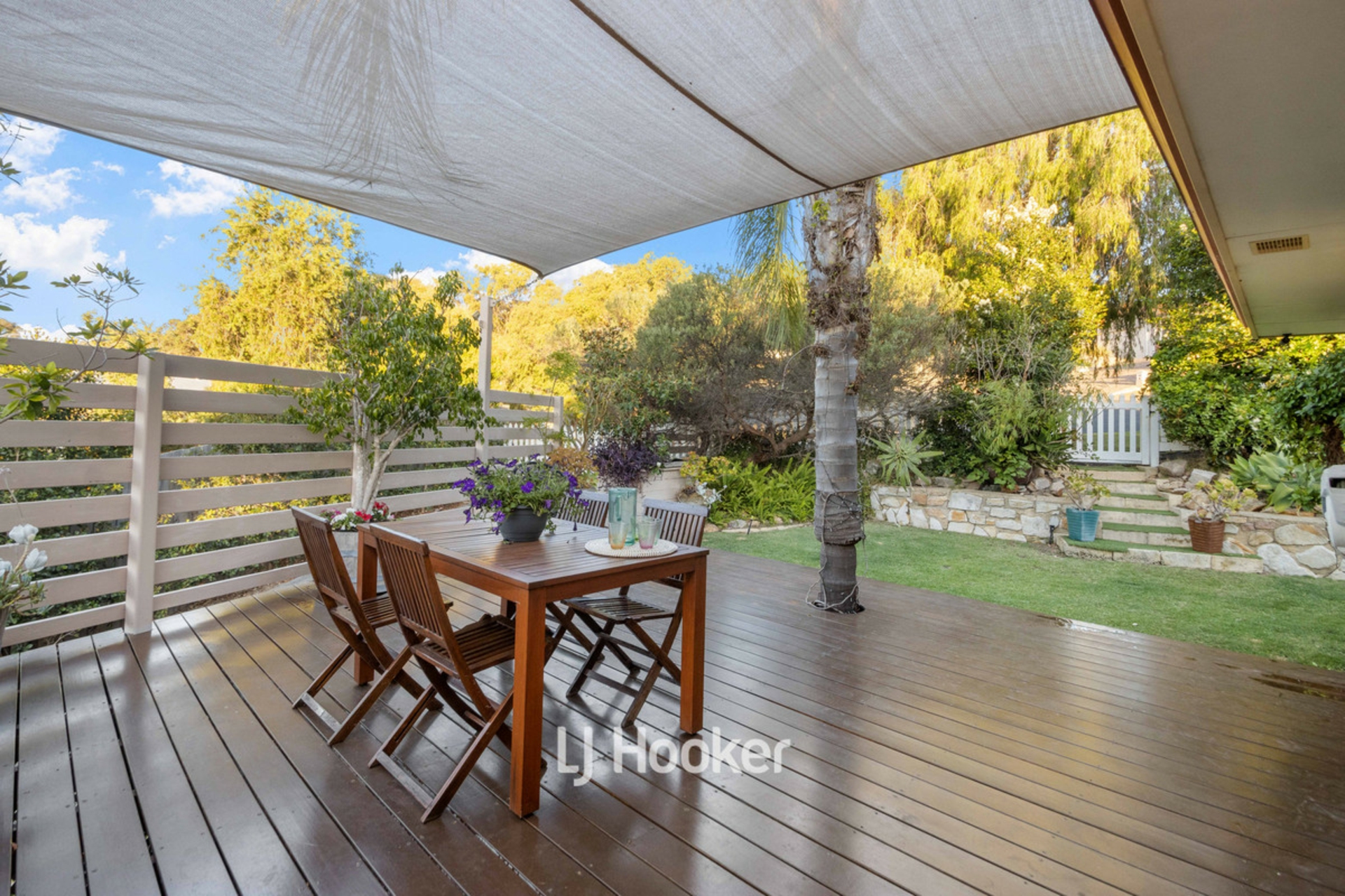 2 Regents Place, COLLEGE GROVE
