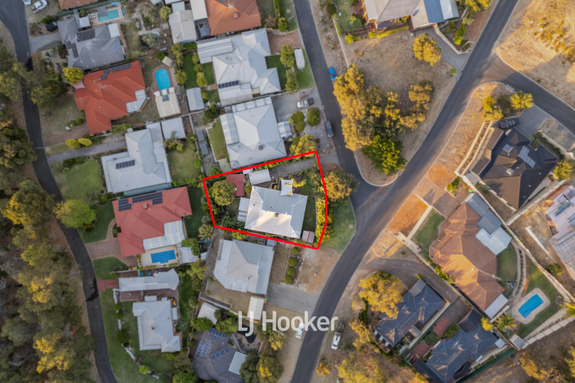 2 Regents Place, COLLEGE GROVE