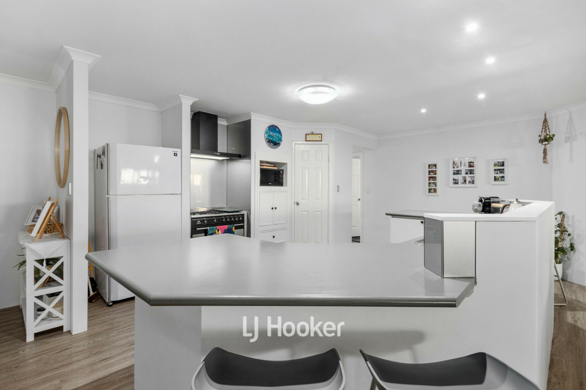 8 Avon Gardens, MILLBRIDGE