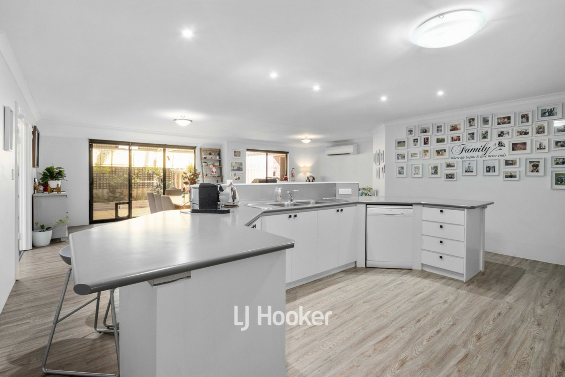 8 Avon Gardens, MILLBRIDGE