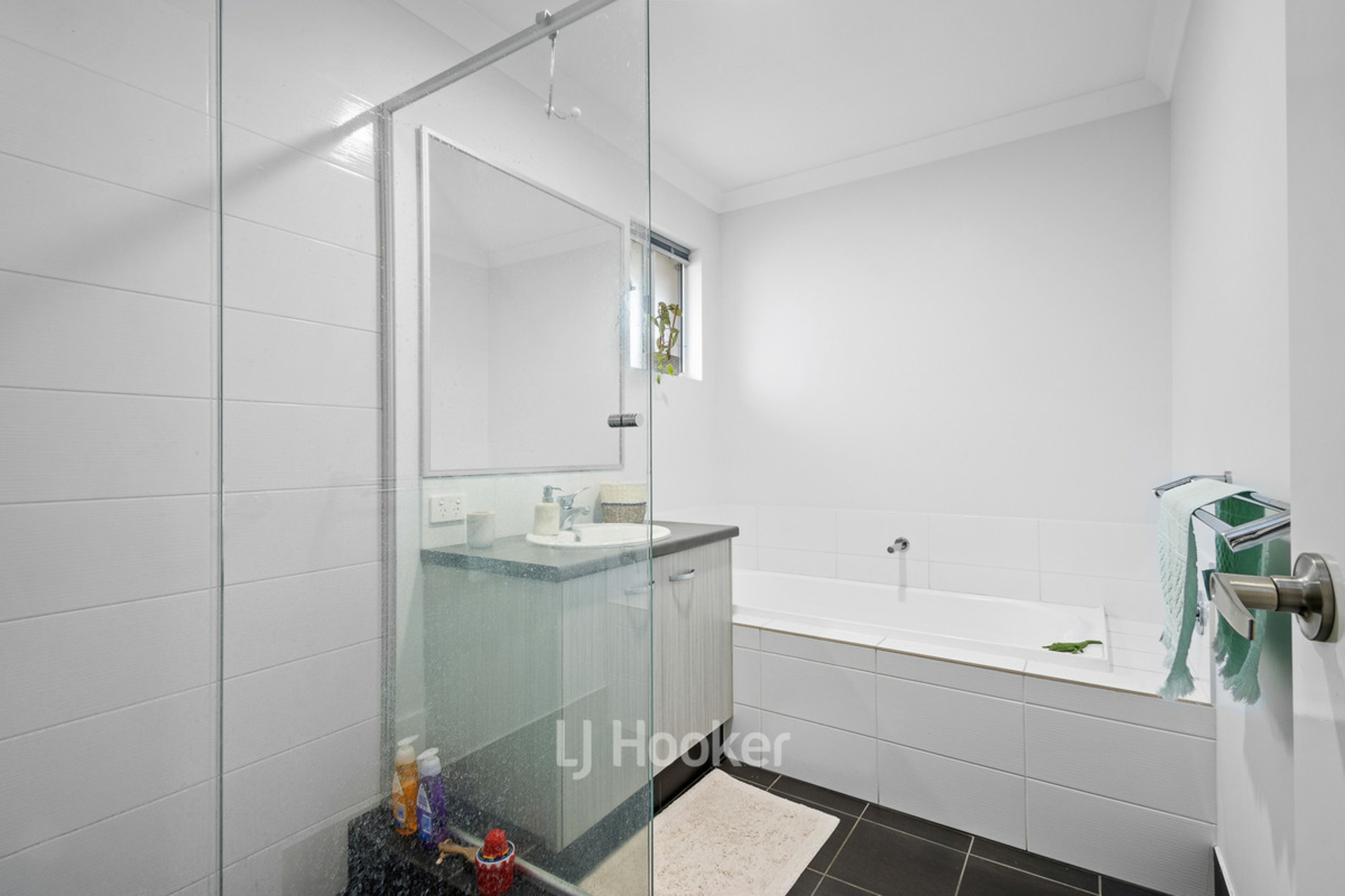 29 Pluto Drive, AUSTRALIND