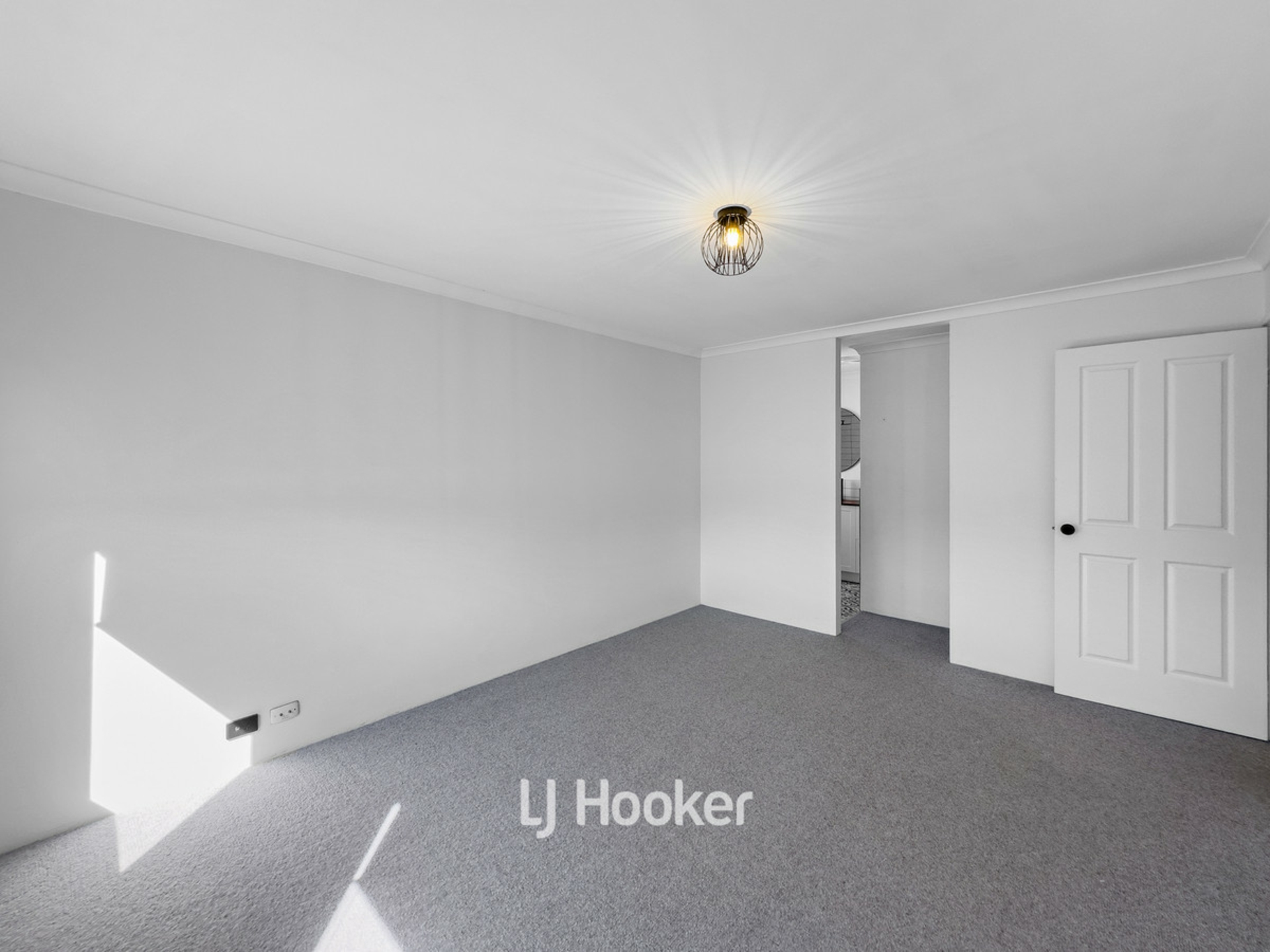 7 Pickworth Retreat, PELICAN POINT