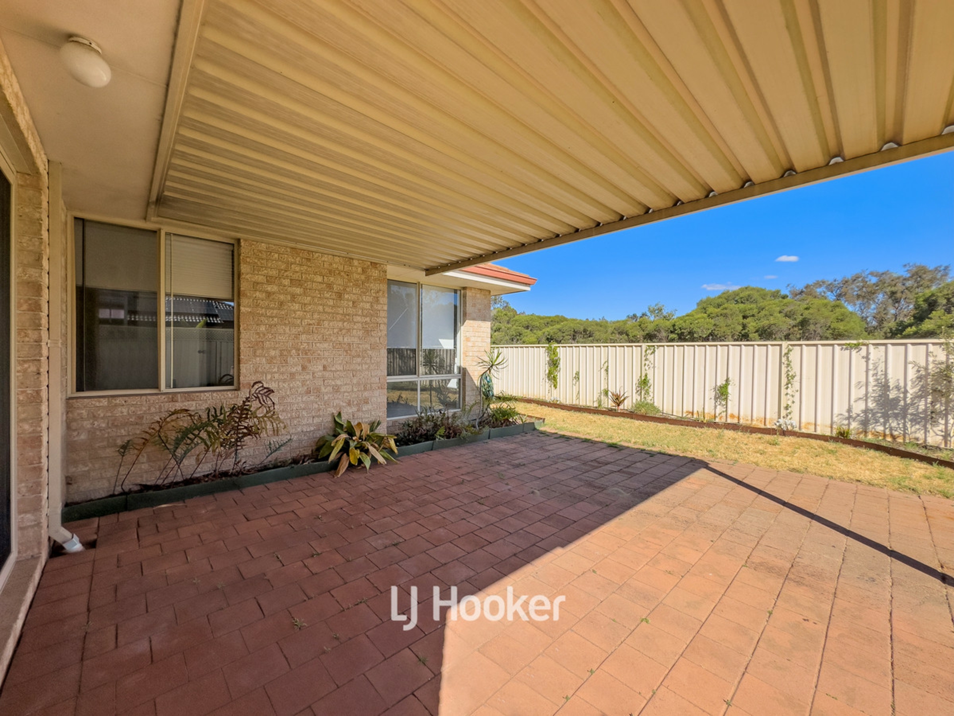 7 Pickworth Retreat, PELICAN POINT
