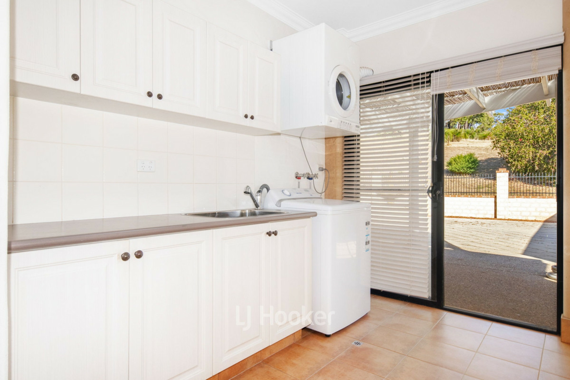 48 Woodley Heights, WAROONA