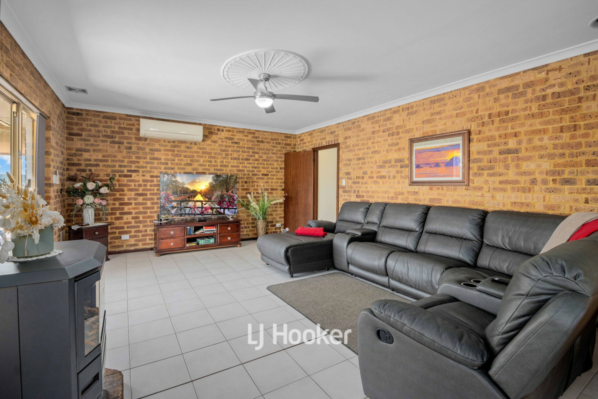 26 & 28 Barnes Avenue Australind WA Property Details LJ Hooker