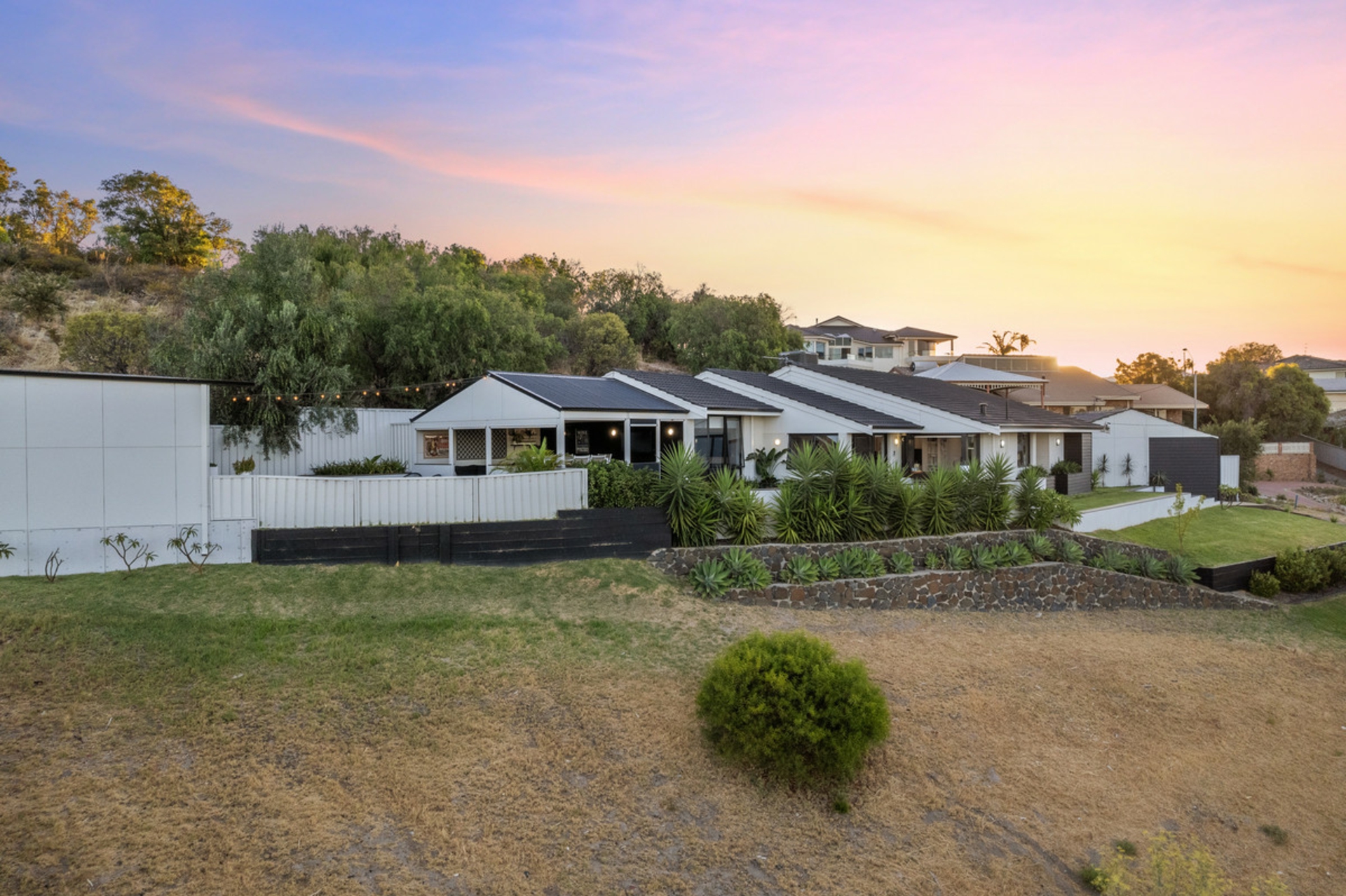 21 Elizabeth Crescent, SOUTH BUNBURY