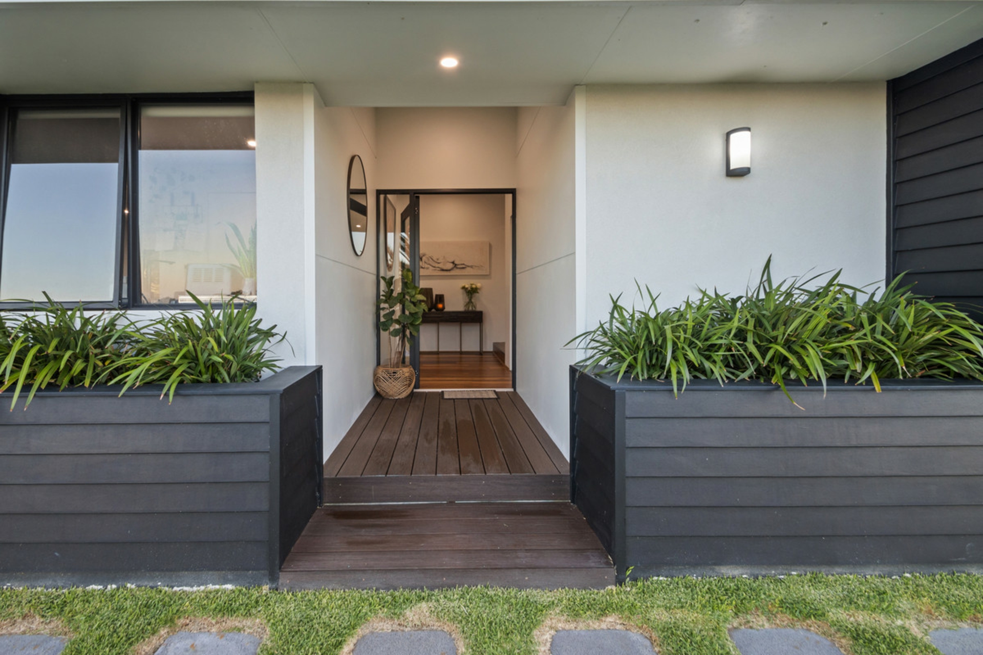 21 Elizabeth Crescent, SOUTH BUNBURY