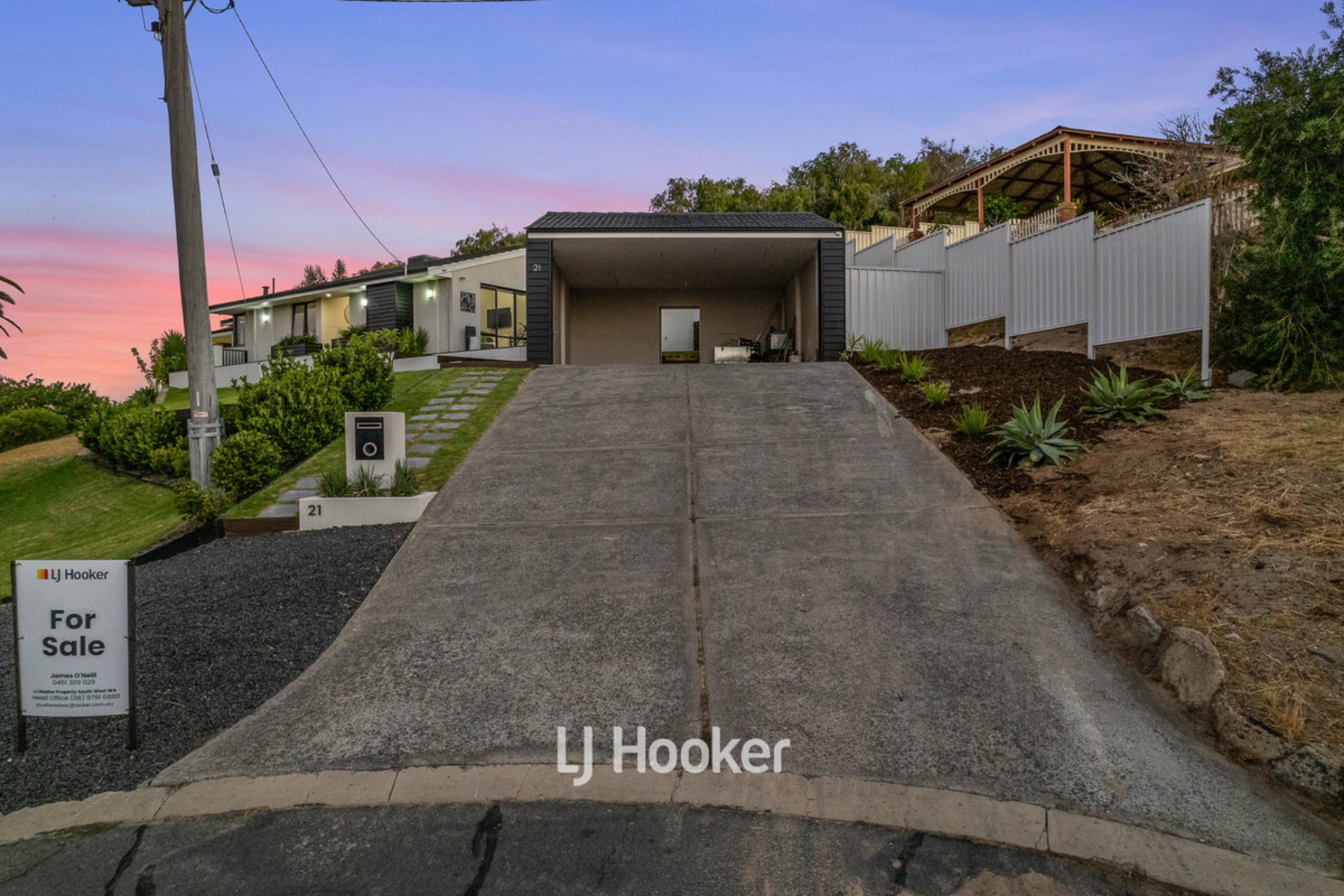 21 Elizabeth Crescent, SOUTH BUNBURY