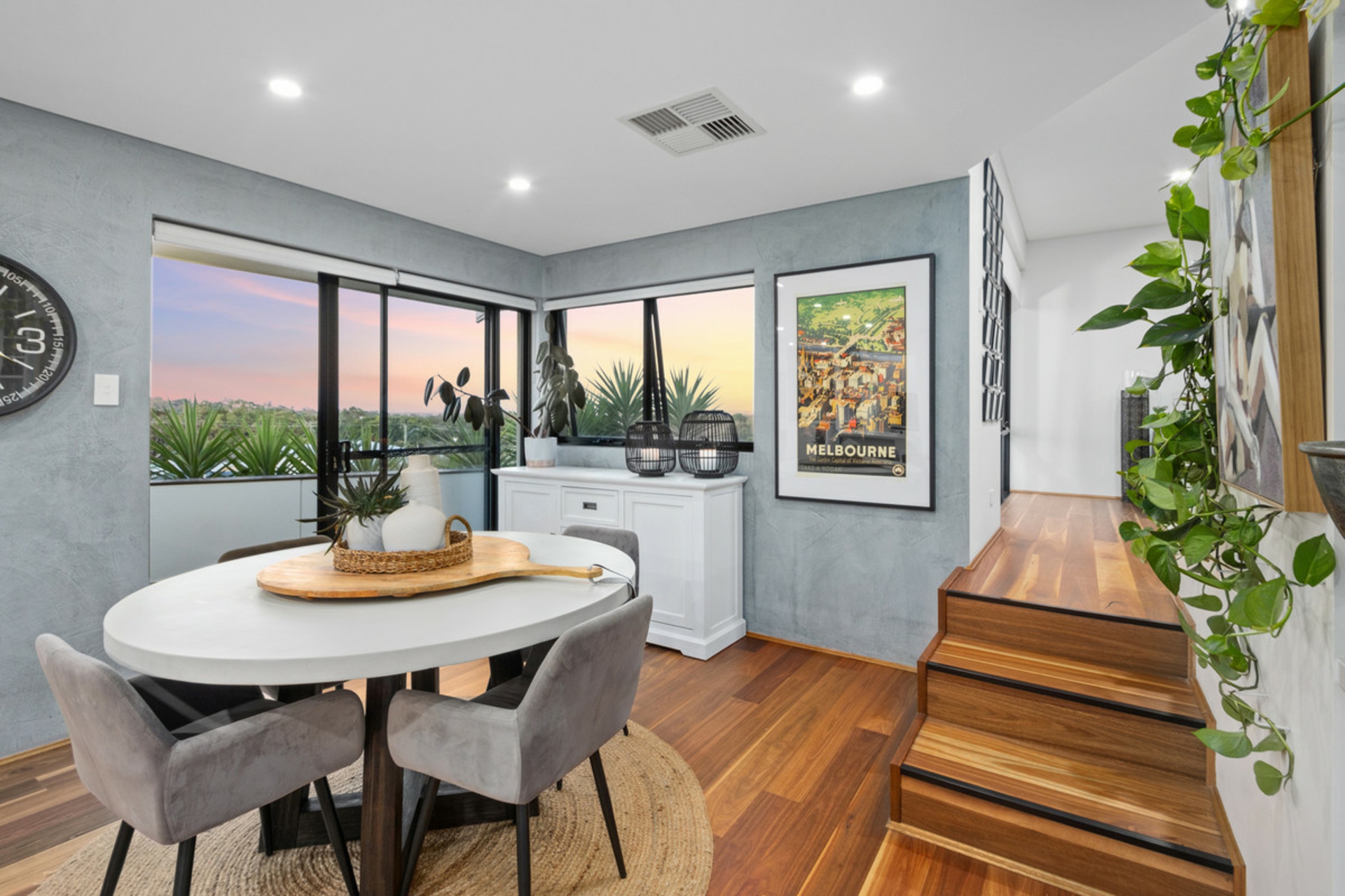 21 Elizabeth Crescent, SOUTH BUNBURY