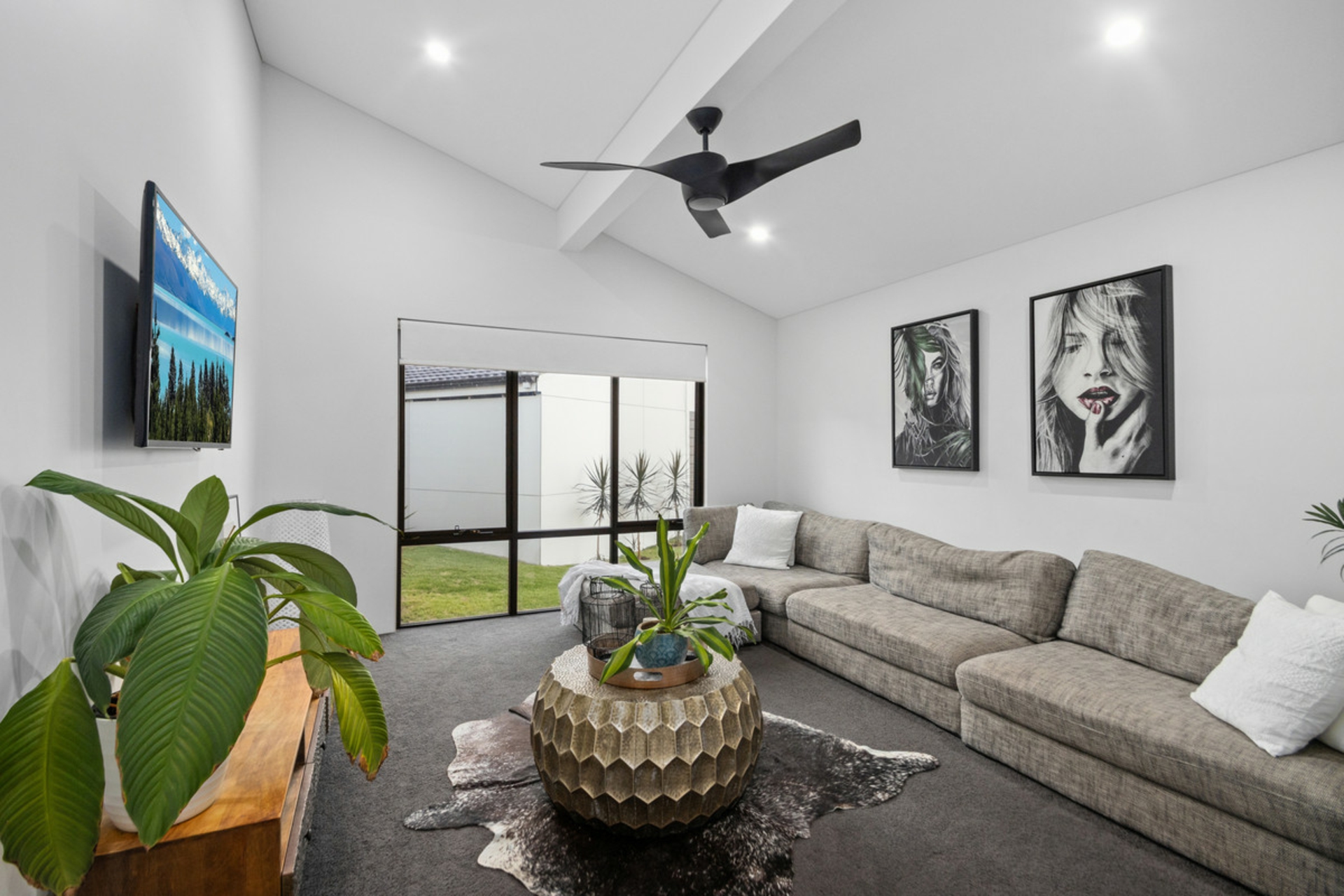 21 Elizabeth Crescent, SOUTH BUNBURY
