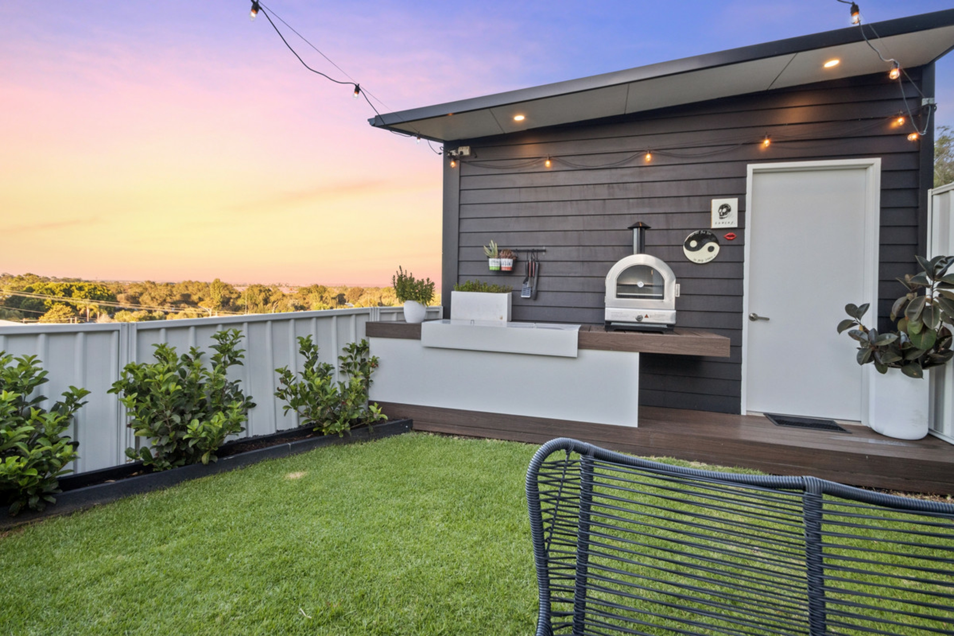 21 Elizabeth Crescent, SOUTH BUNBURY