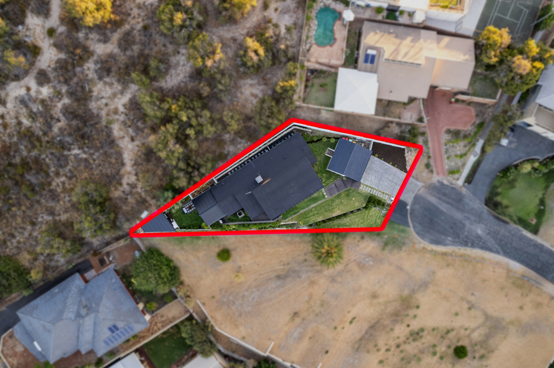 21 Elizabeth Crescent, SOUTH BUNBURY