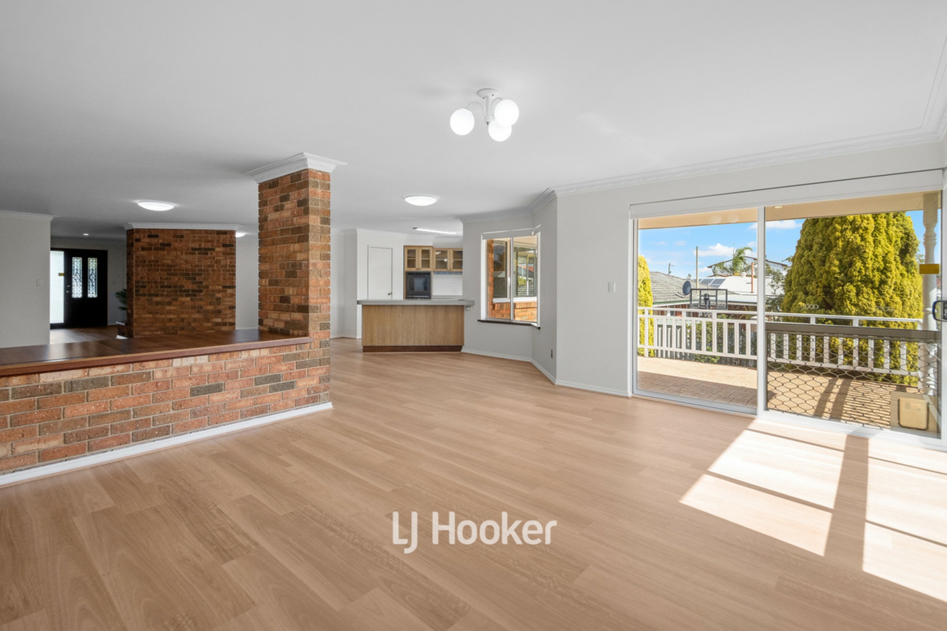 22 Dunstan Street, SOUTH BUNBURY