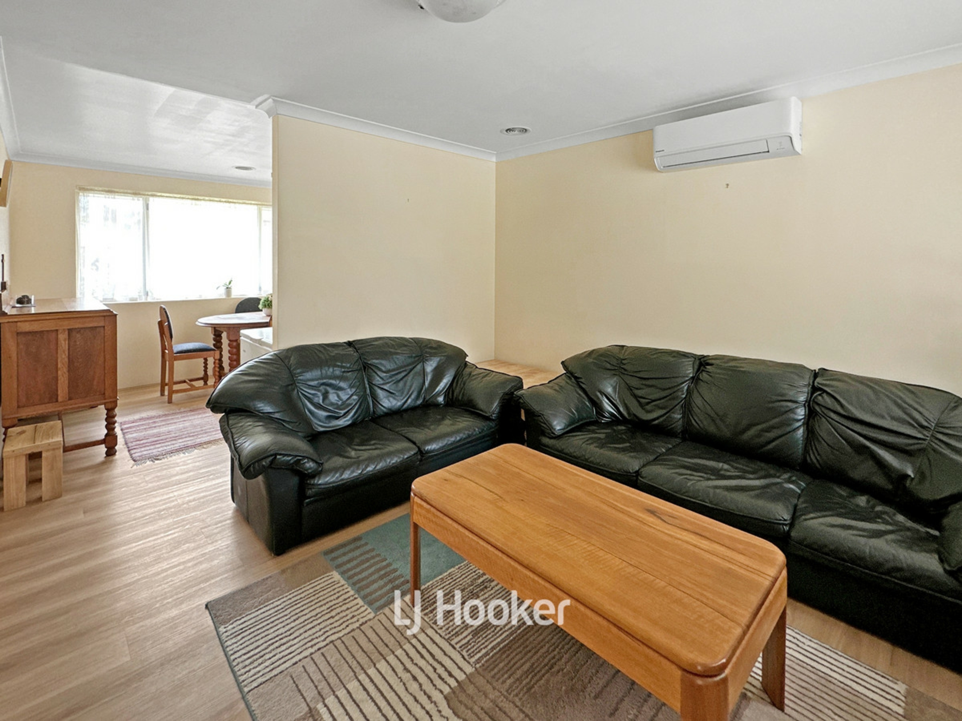 21 St Peters Green, COLLEGE GROVE