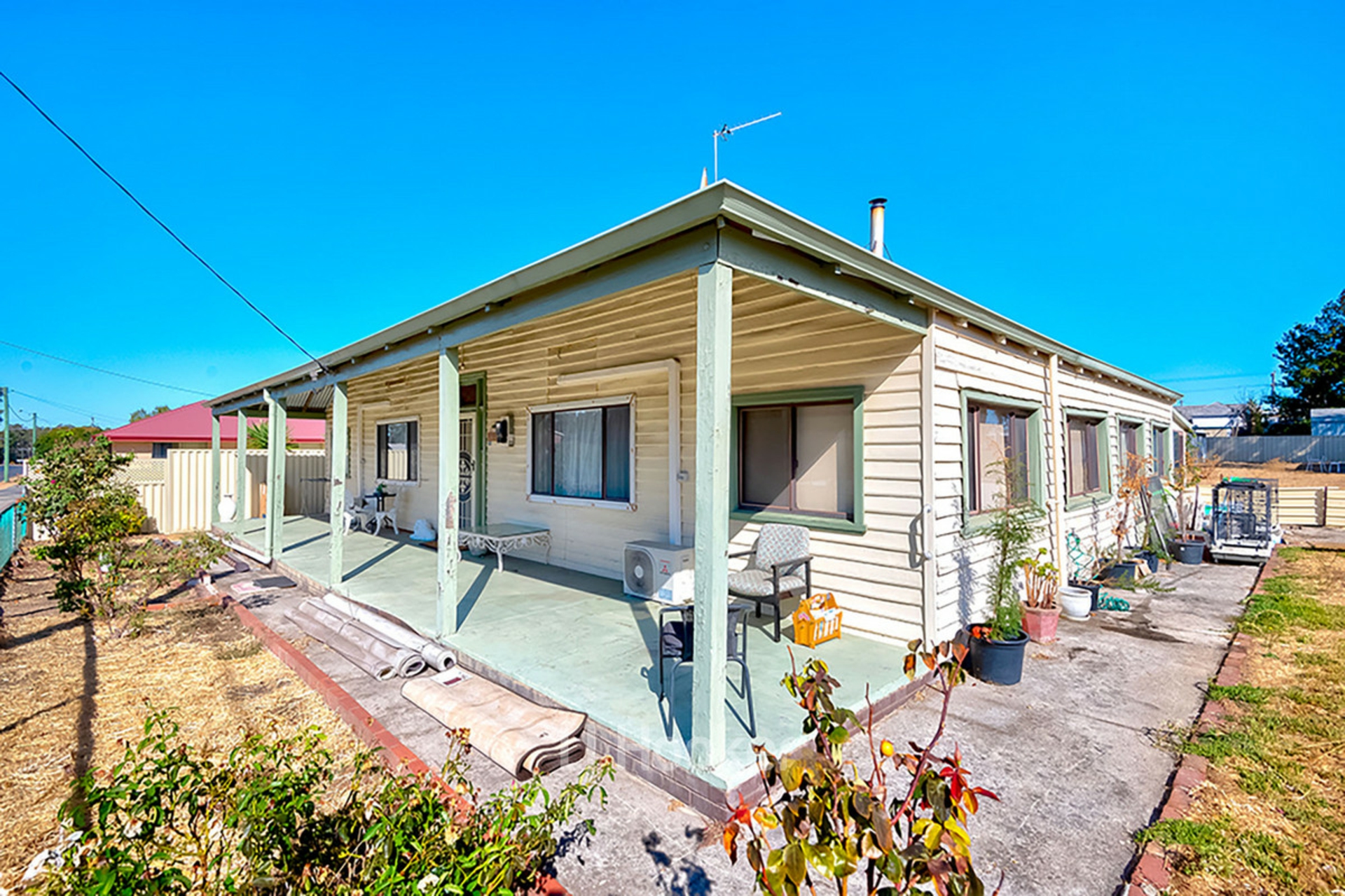 31 & 33 Throssell Street, COLLIE