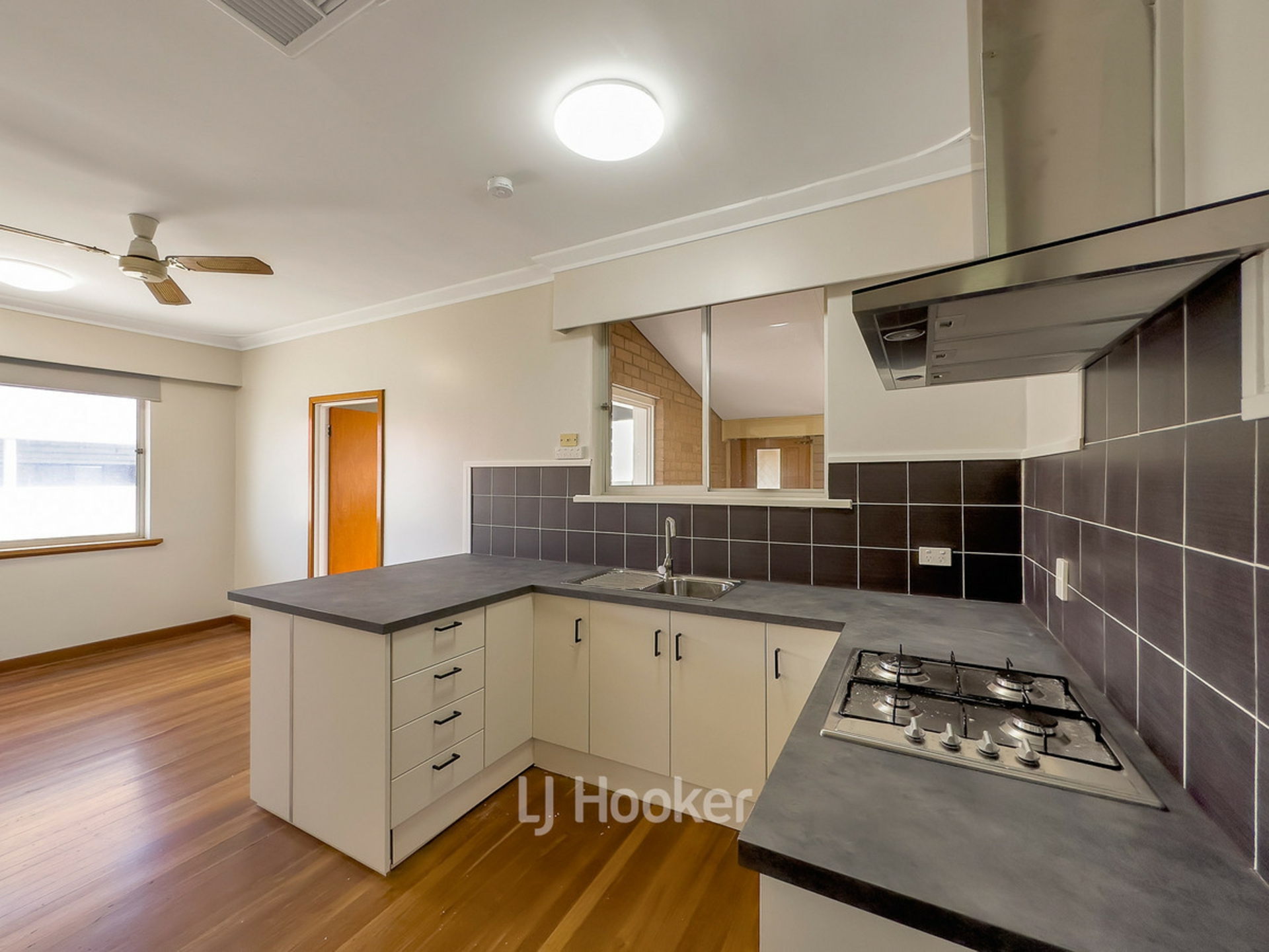 168 Clarke Street East, CAREY PARK