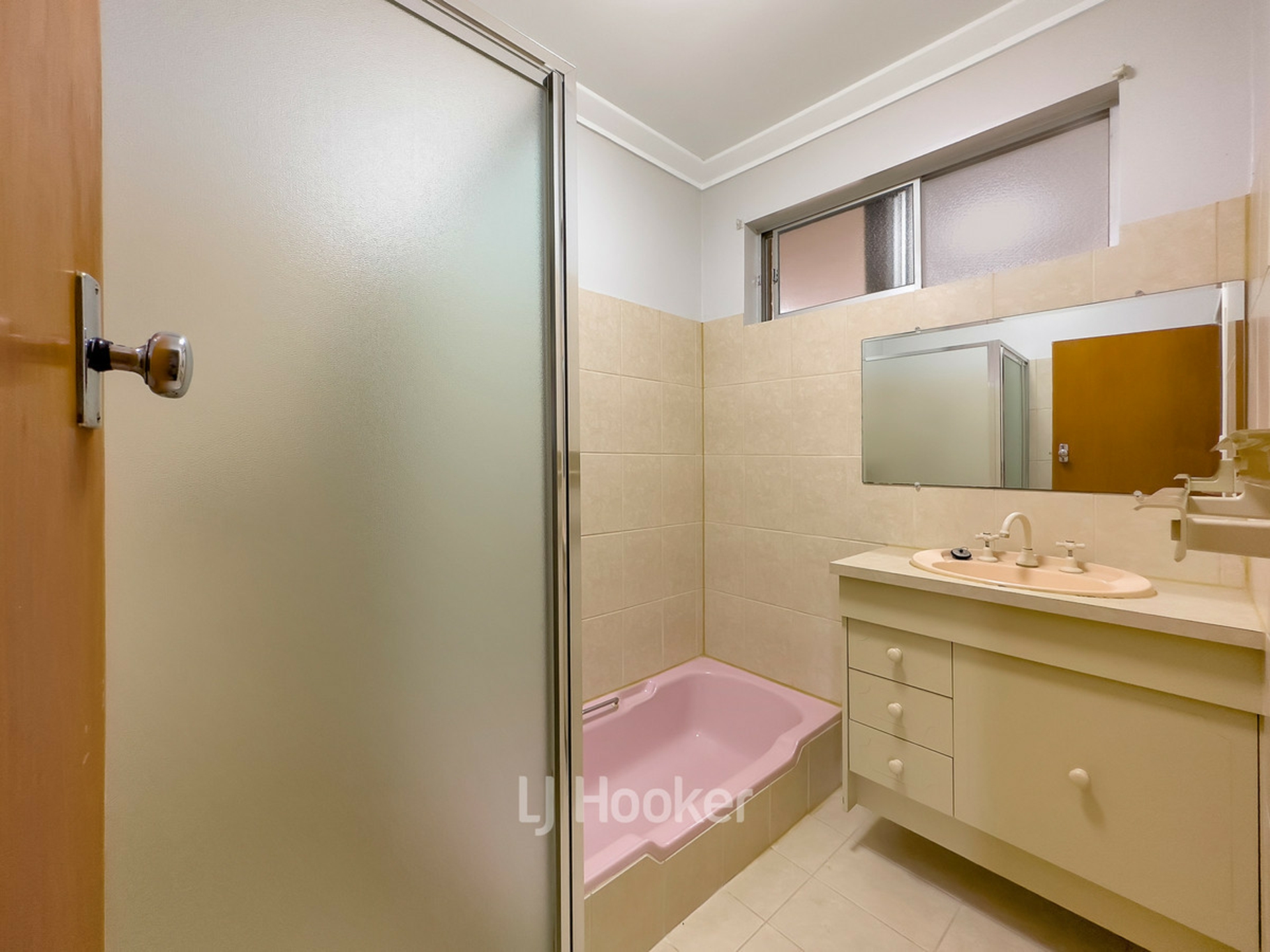 168 Clarke Street East, CAREY PARK