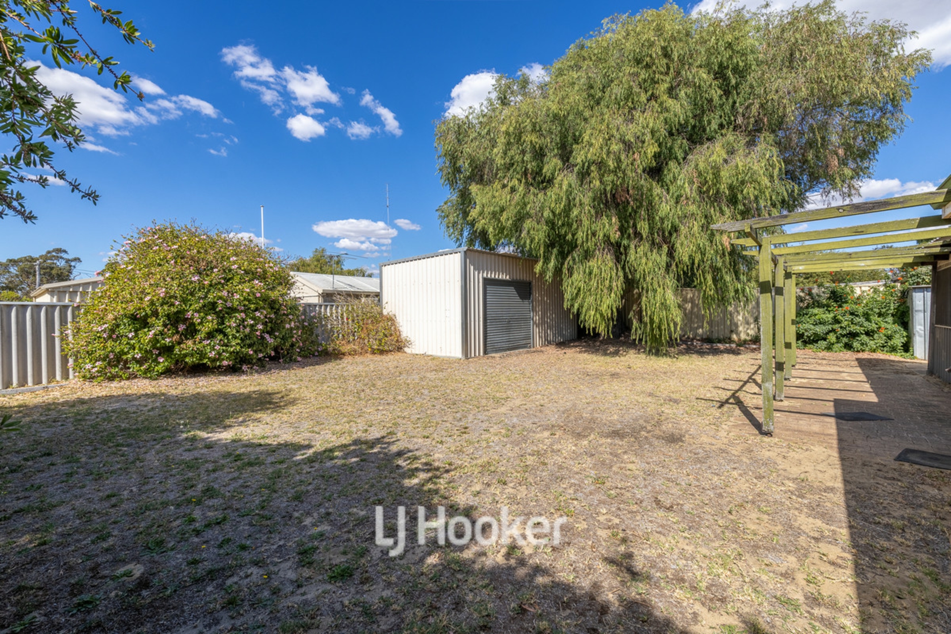 11 Young Close, Carey Park