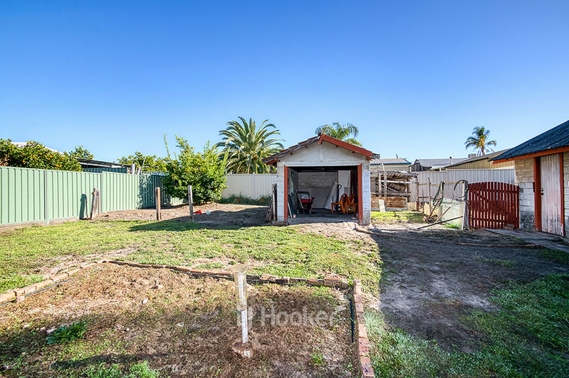 247 Steere Street North, Collie