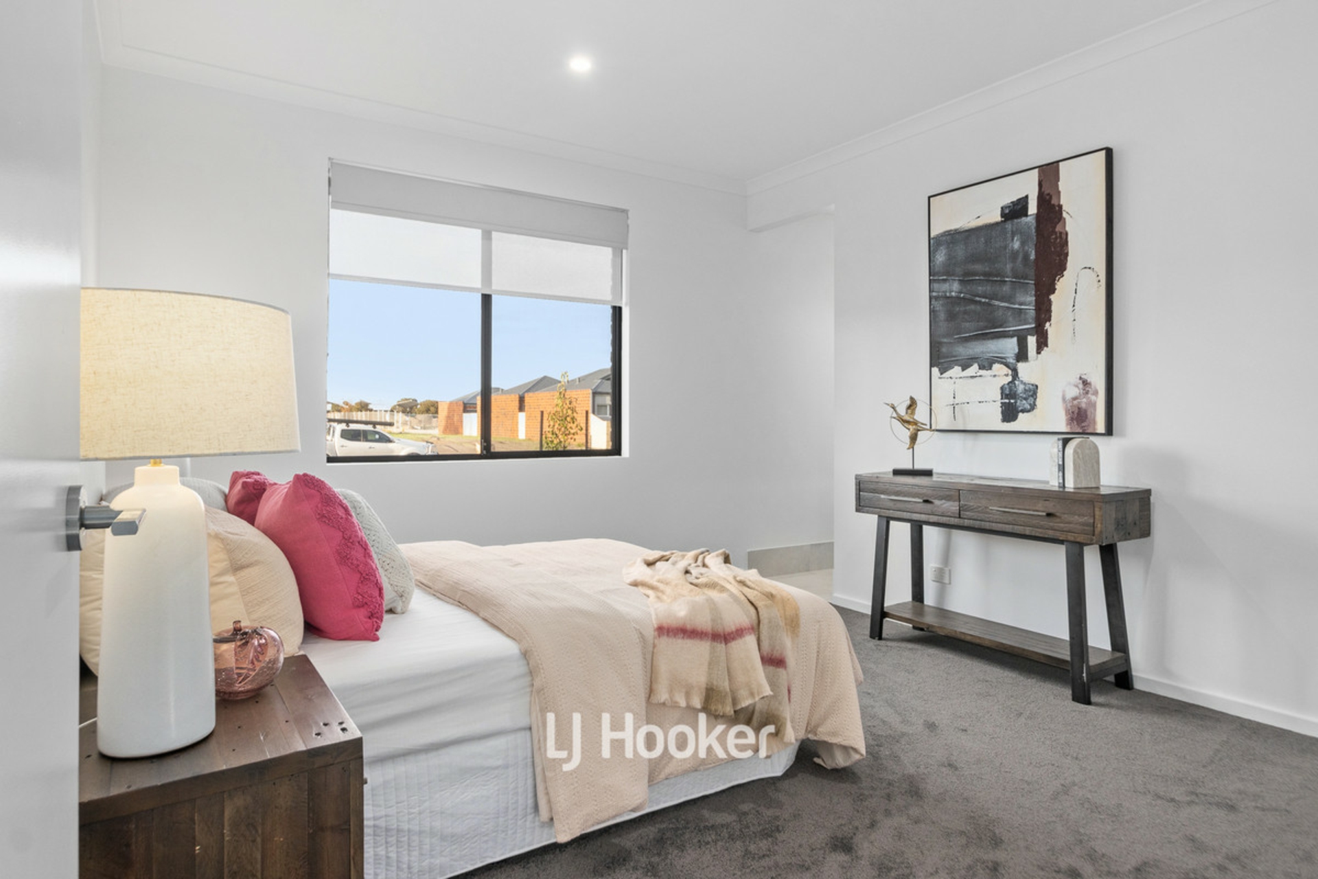 90 Grand Entrance, AUSTRALIND