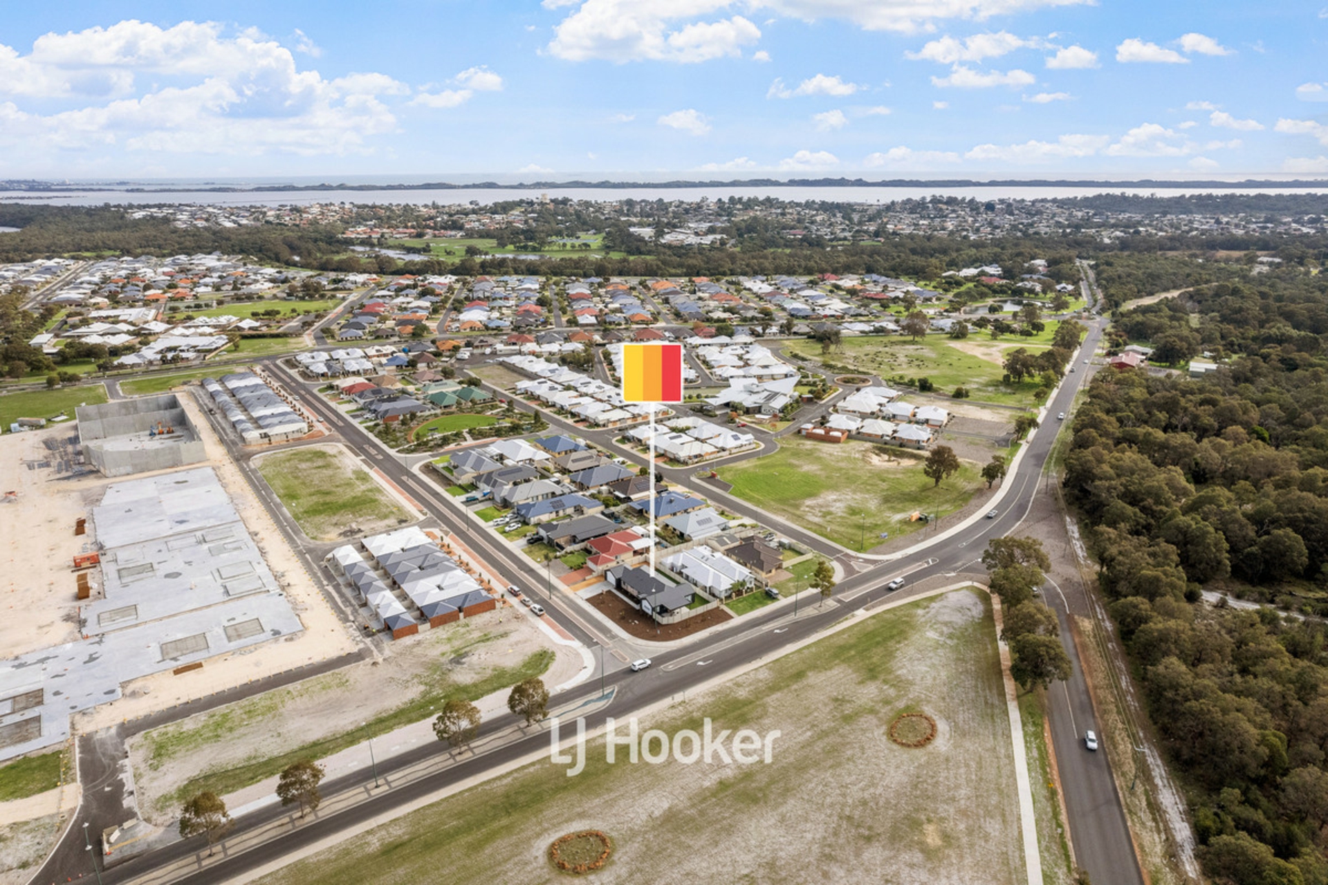 90 Grand Entrance, AUSTRALIND