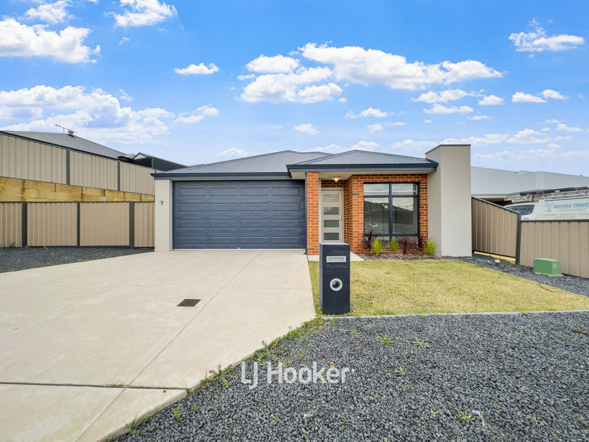 57 Carnelian Avenue, Australind