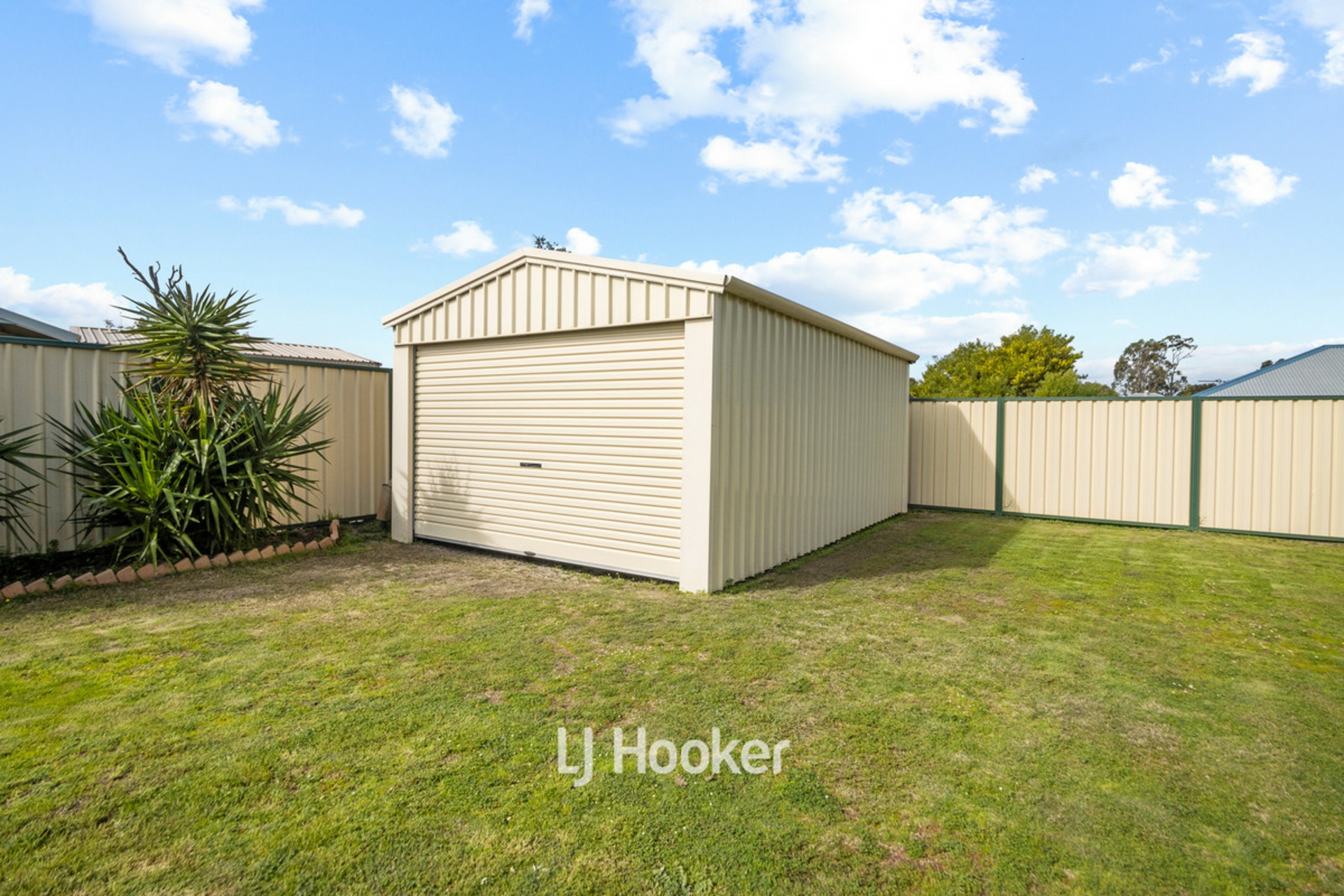 9 Drosera Cross, Glen Iris