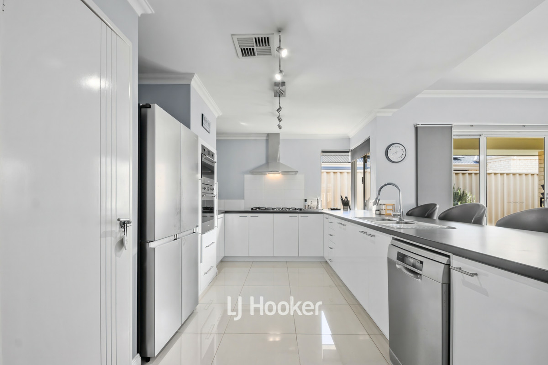 10 Abercrombie Way, MILLBRIDGE