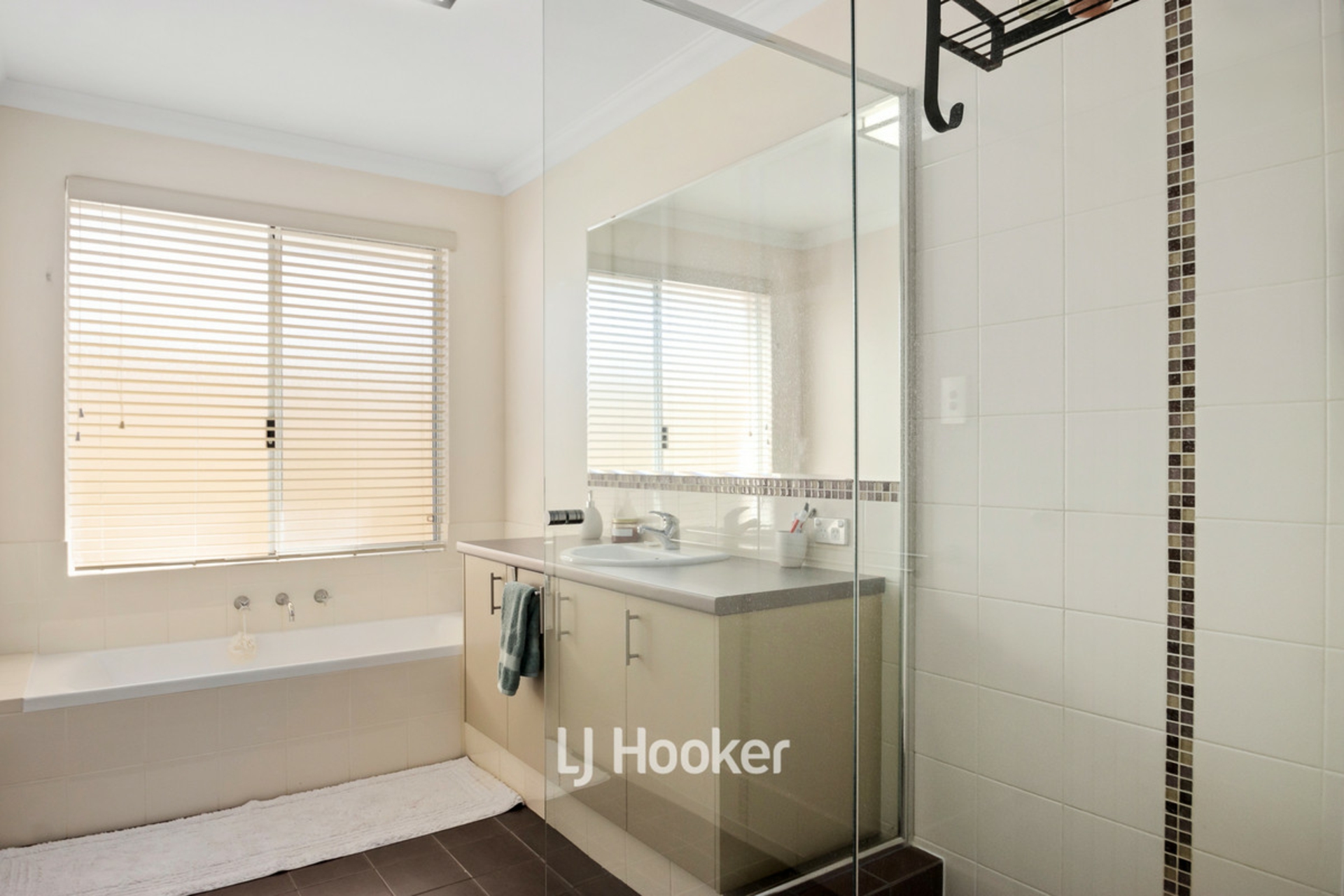 10 Abercrombie Way, MILLBRIDGE