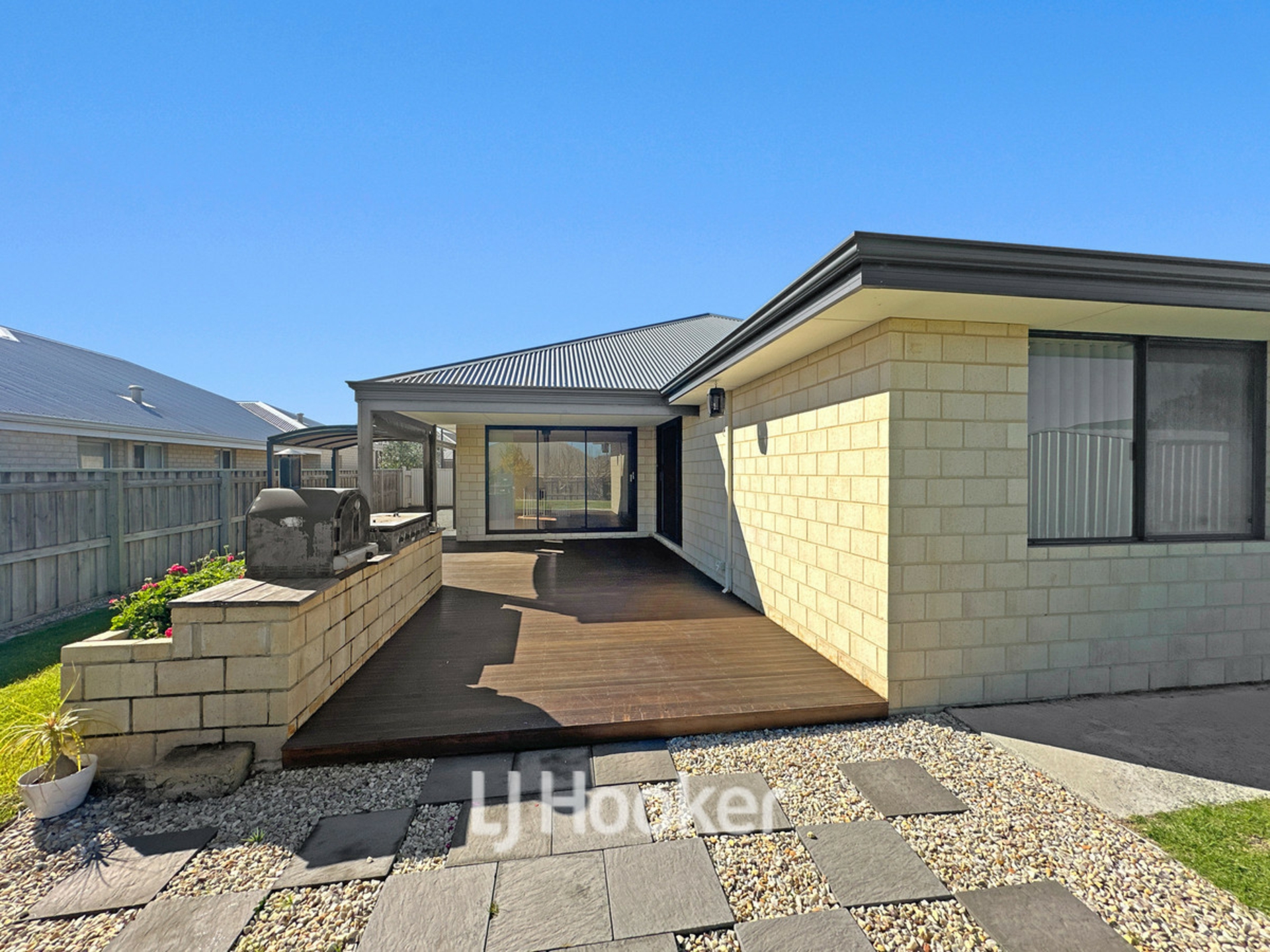 148 Braidwood Drive, AUSTRALIND