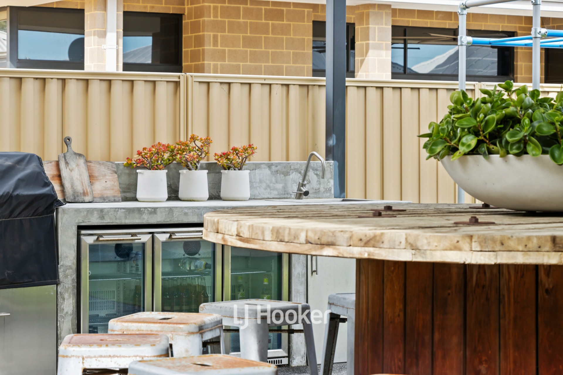 1 Rivergum Way, GLEN IRIS