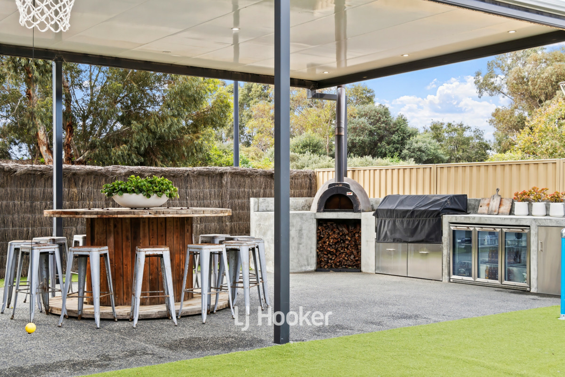 1 Rivergum Way, GLEN IRIS