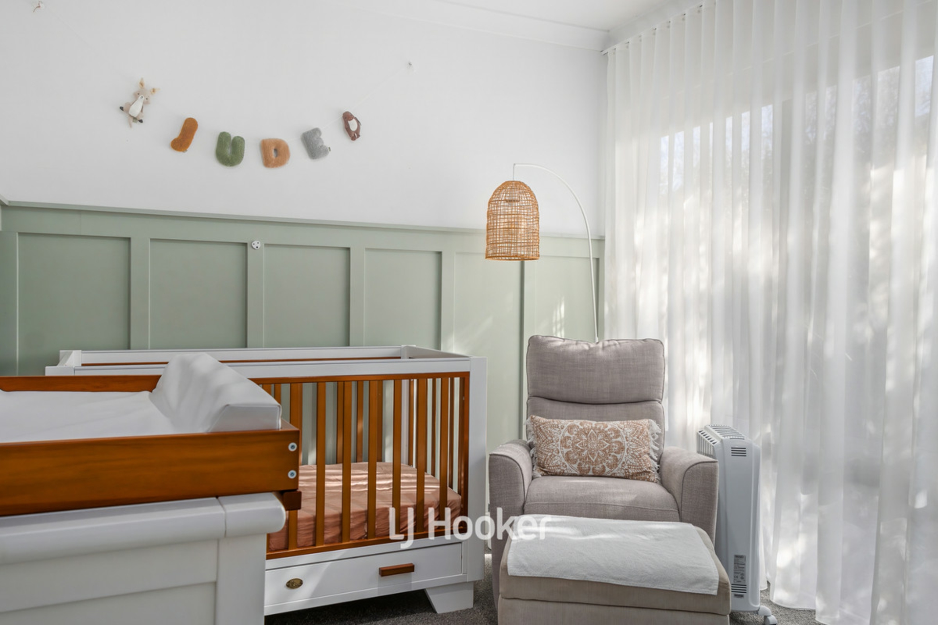 3 Glenelg Drive, MILLBRIDGE