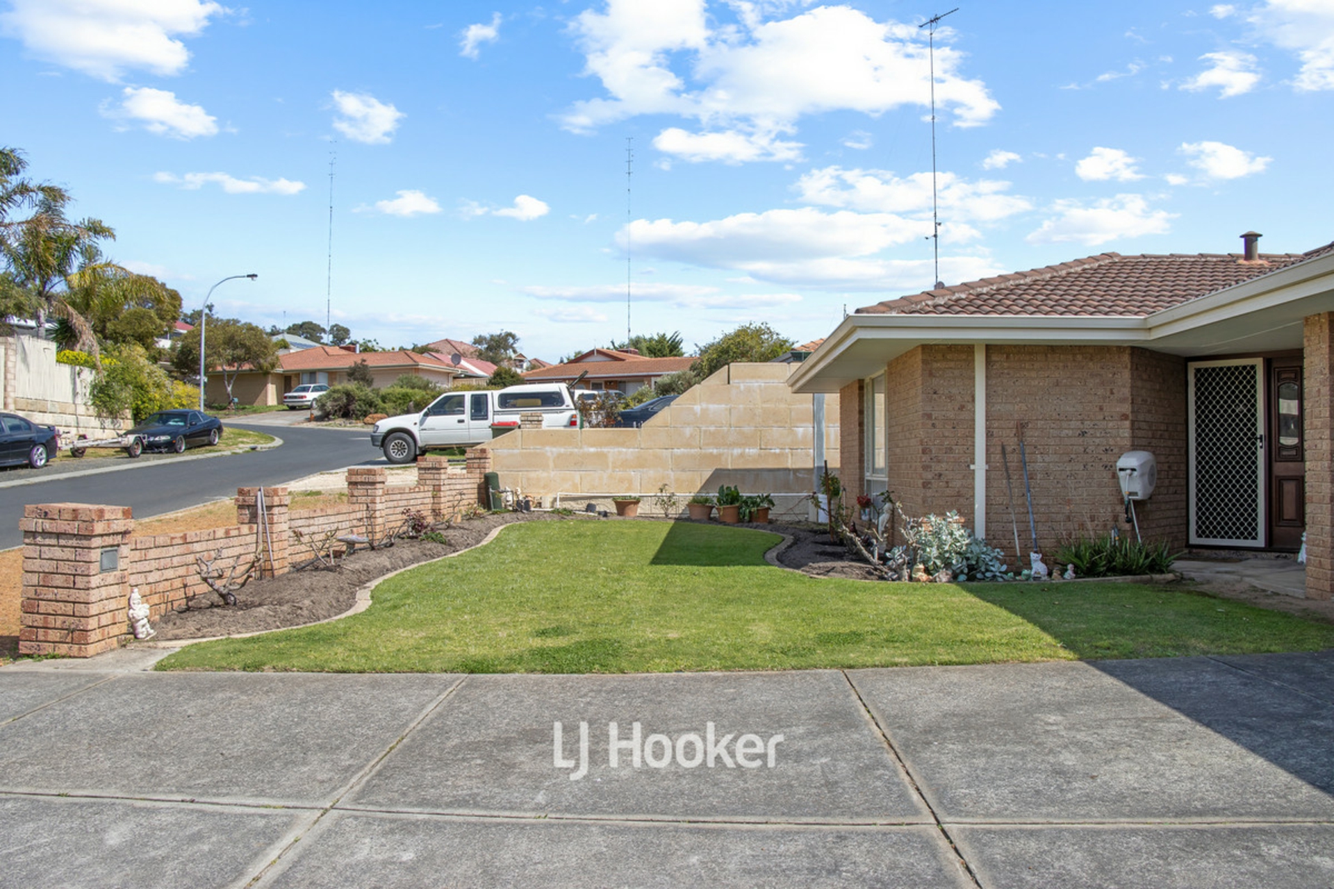 4 Dermer Place, USHER