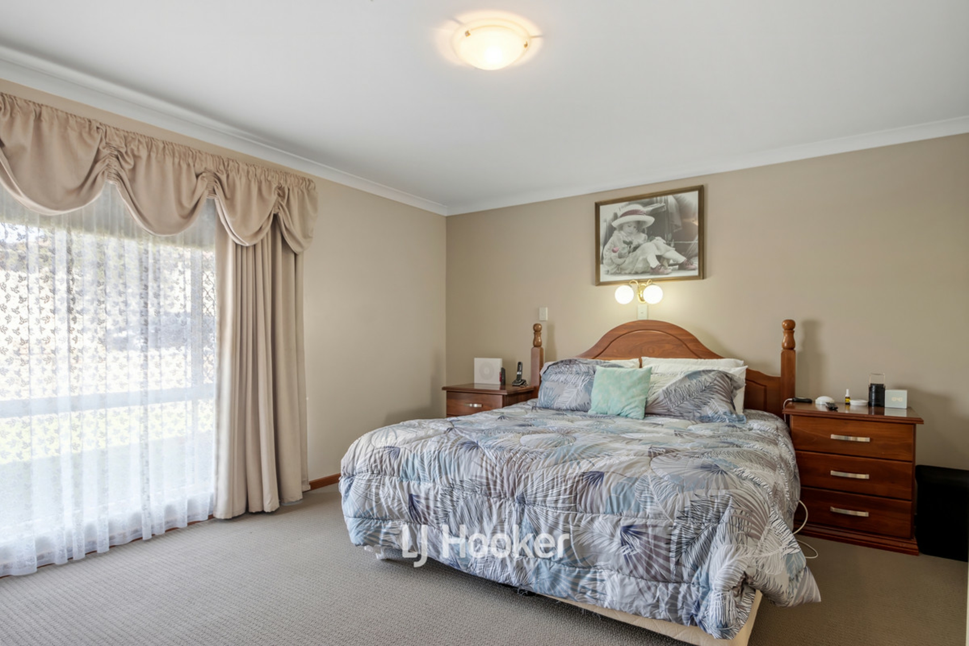 4 Dermer Place, USHER