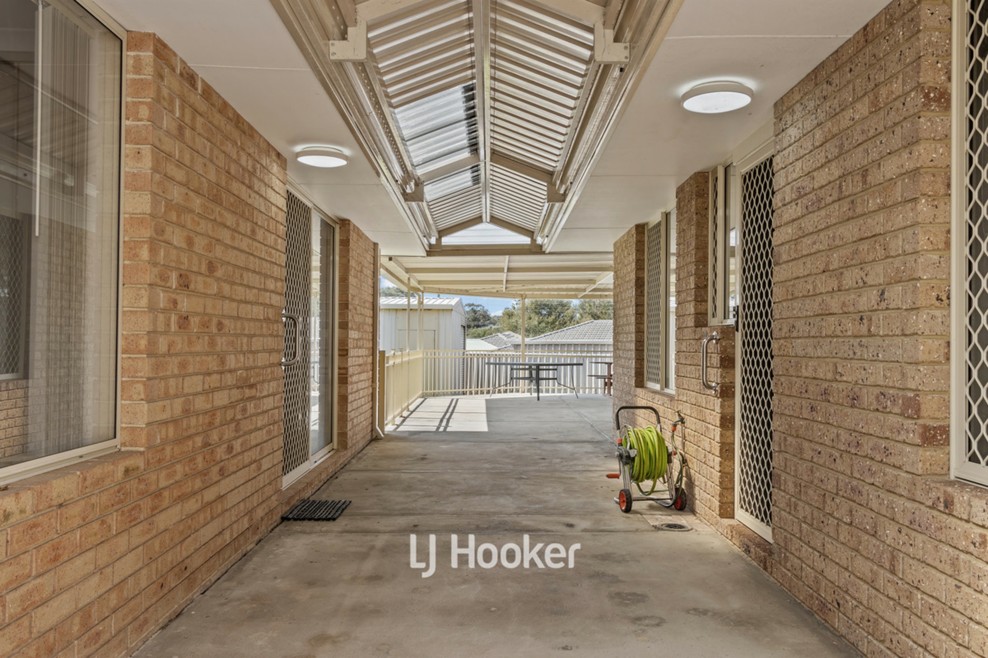 4 Dermer Place, USHER